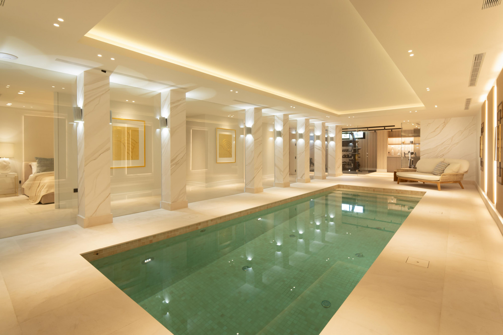 951-00181P - 8 Bedroom Villa in Benahavis, Malaga