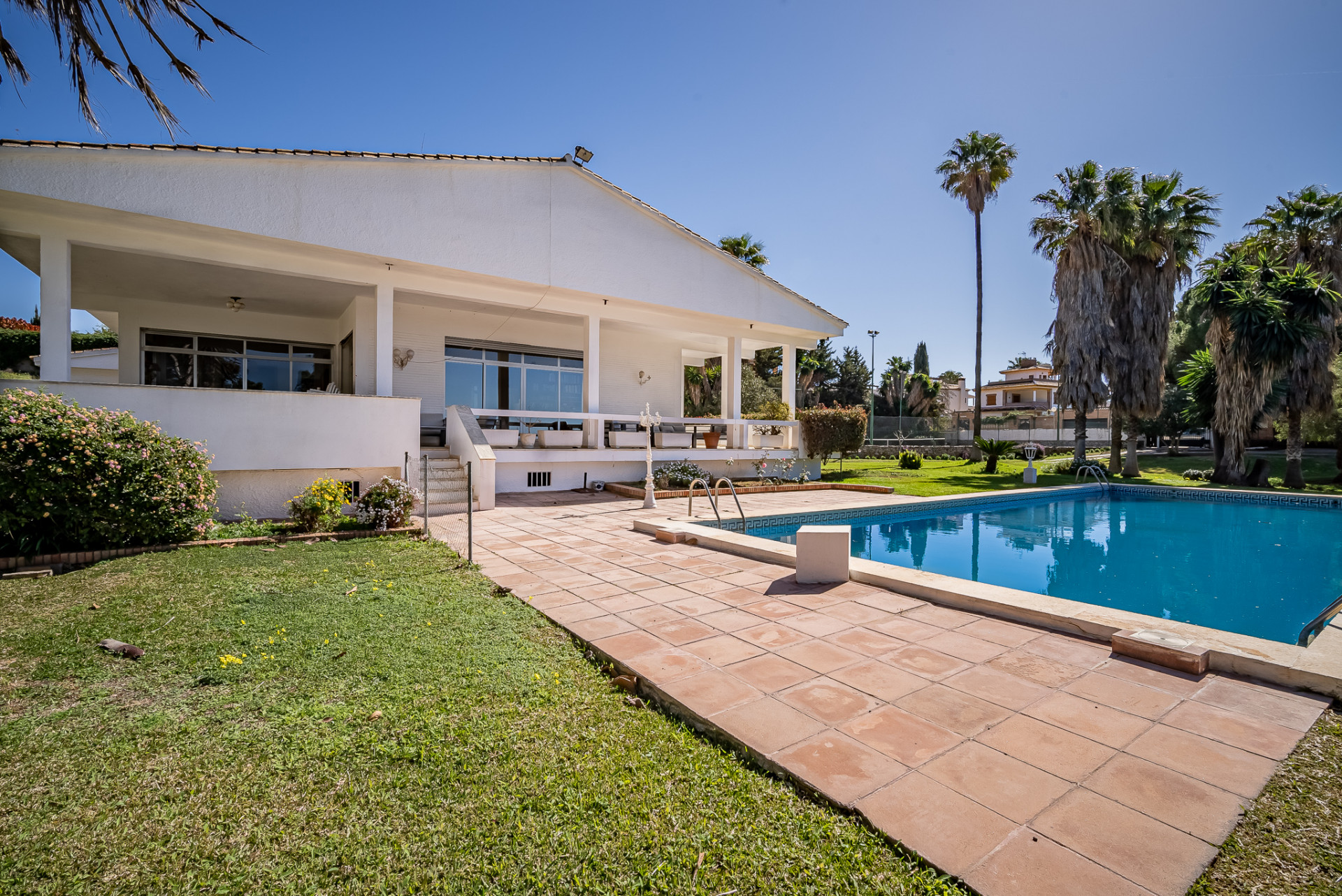951-00171P - 7 Bedroom Villa in Marbella, Malaga