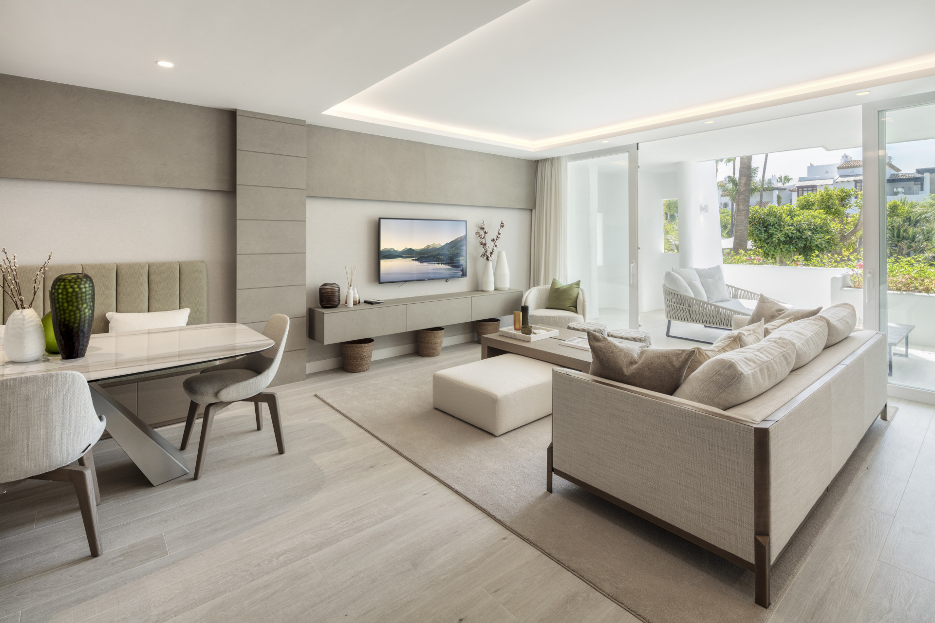 951-00173P - 3 Bedroom Apartment in Marbella, Malaga