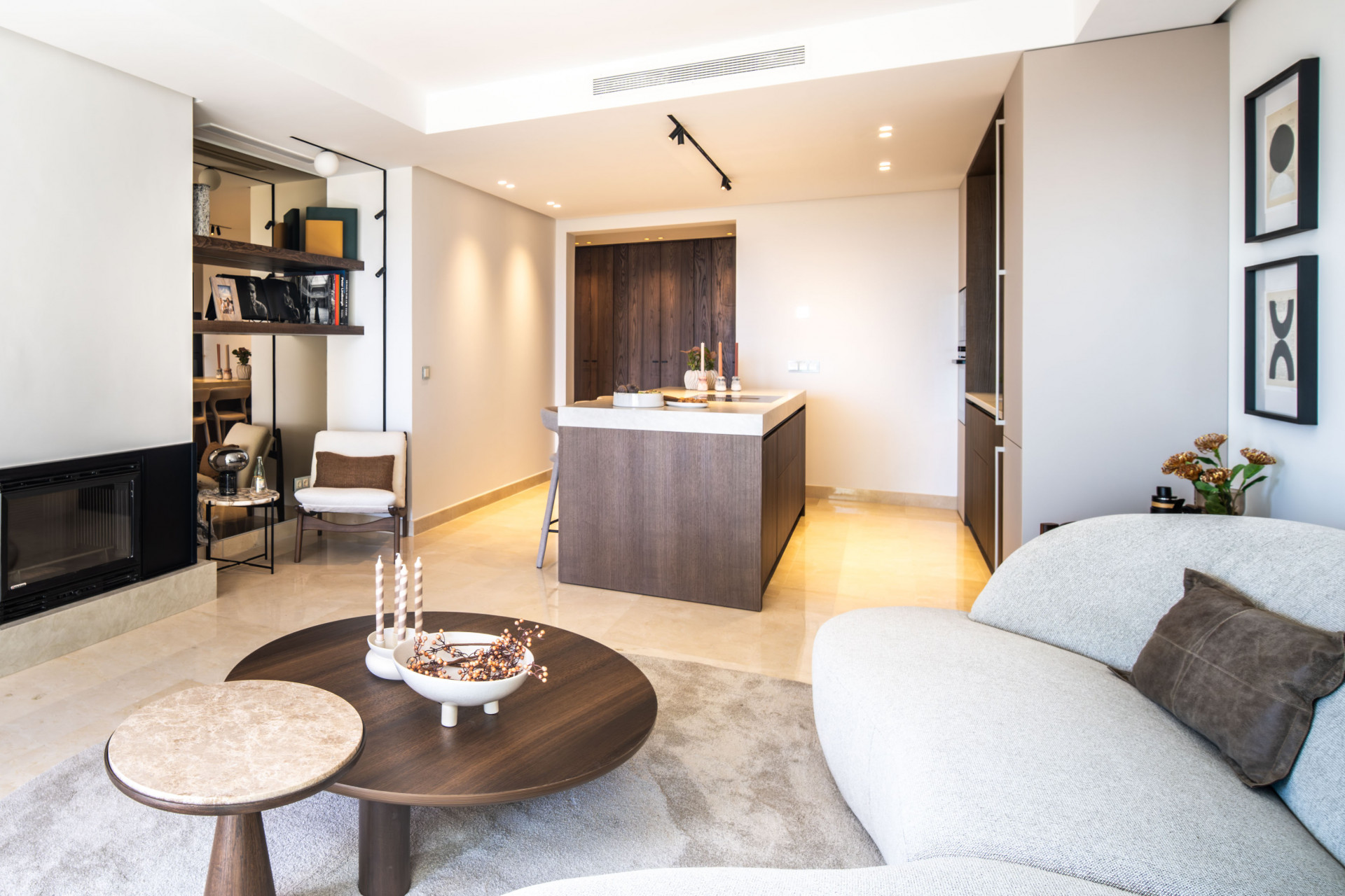 951-00167P - 3 Bedroom Penthouse in Benahavis, Malaga