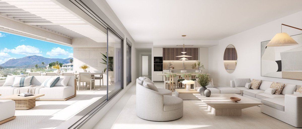 951-00128P - 4 Bedroom Apartment in Estepona, Malaga