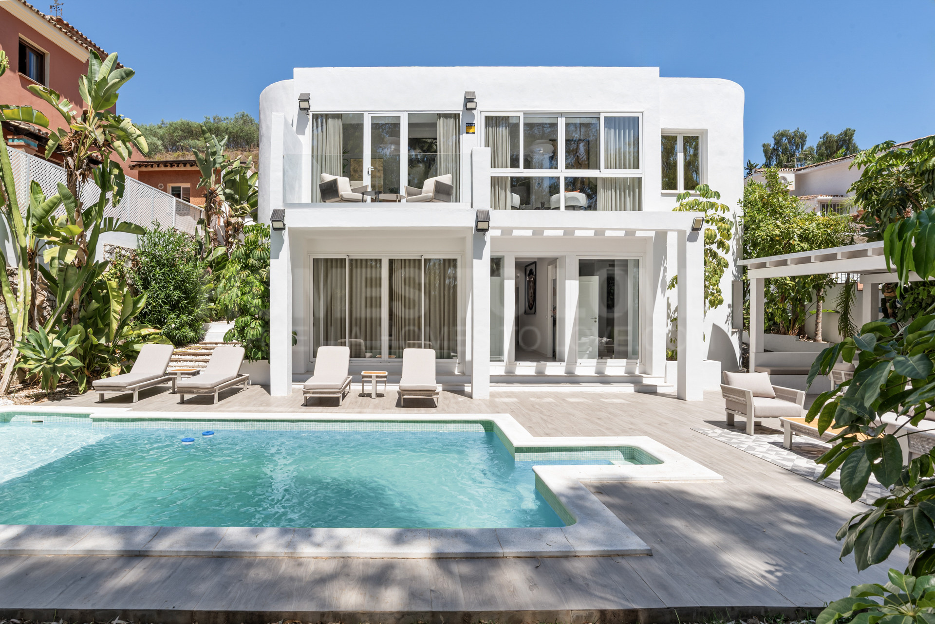 Modern Turnkey Villa in Nueva Andalucía | Marbella