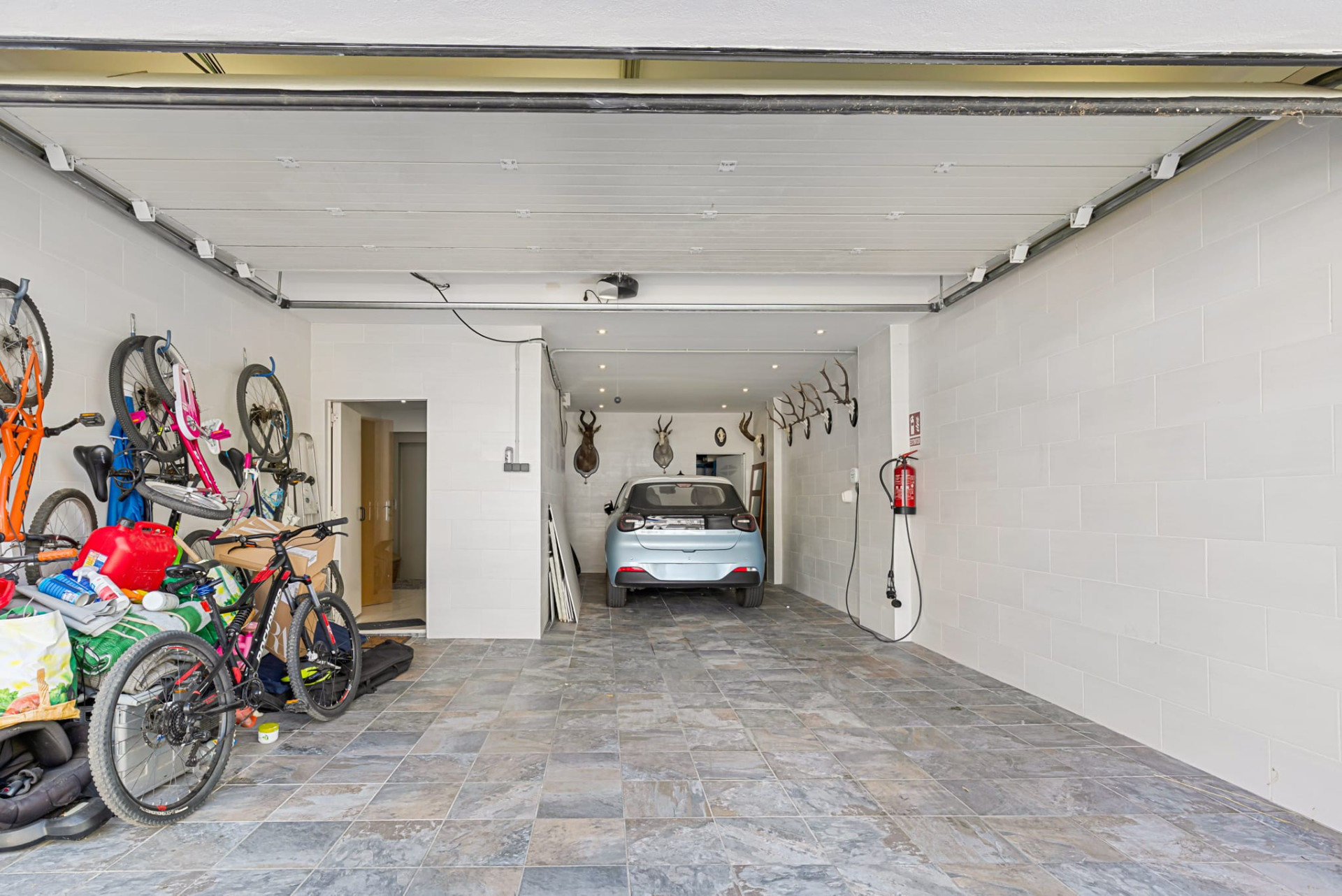 Edificio en venta en Cortijo Blanco, San Pedro de Alcantara