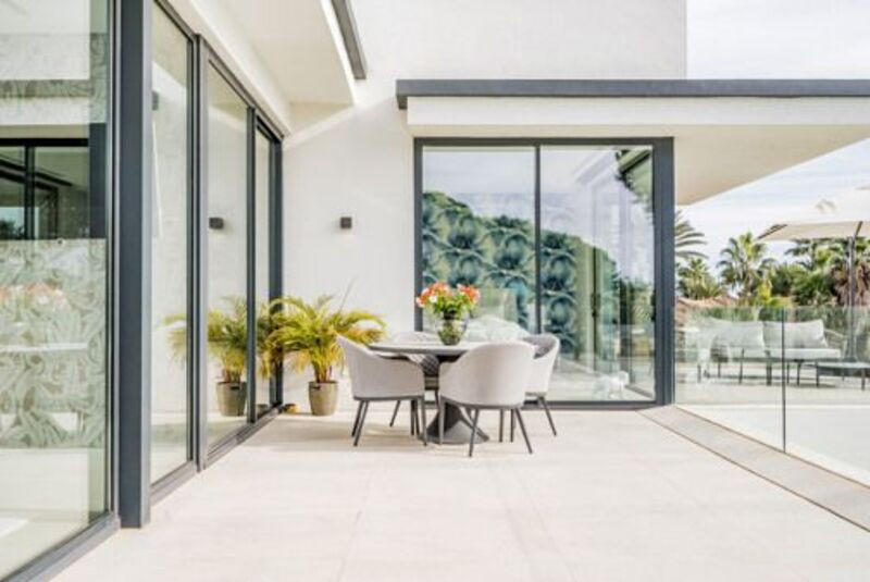 Villa for sale in Marbesa, Marbella East