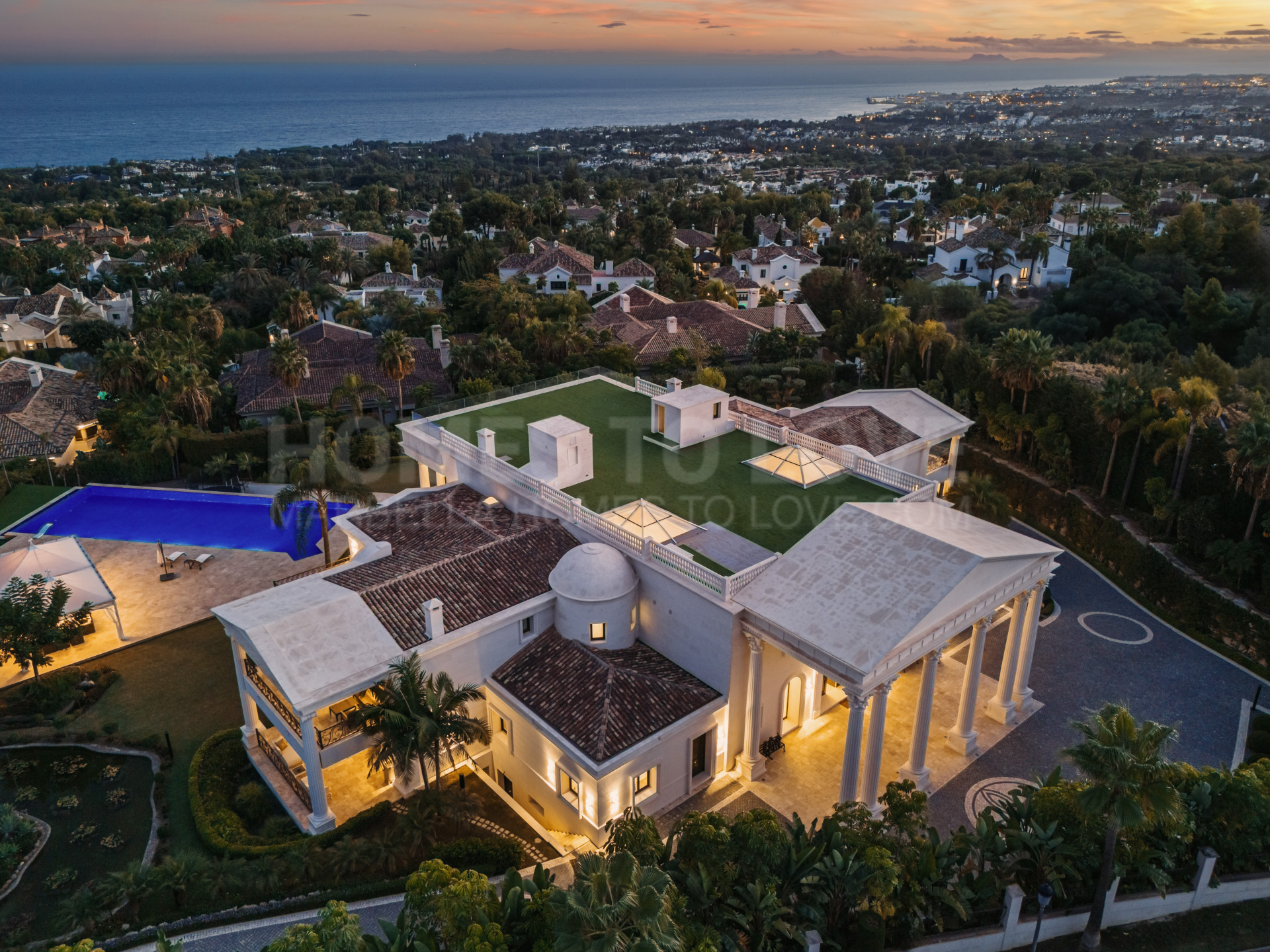 Villa for sale in Sierra Blanca, Marbella Golden Mile