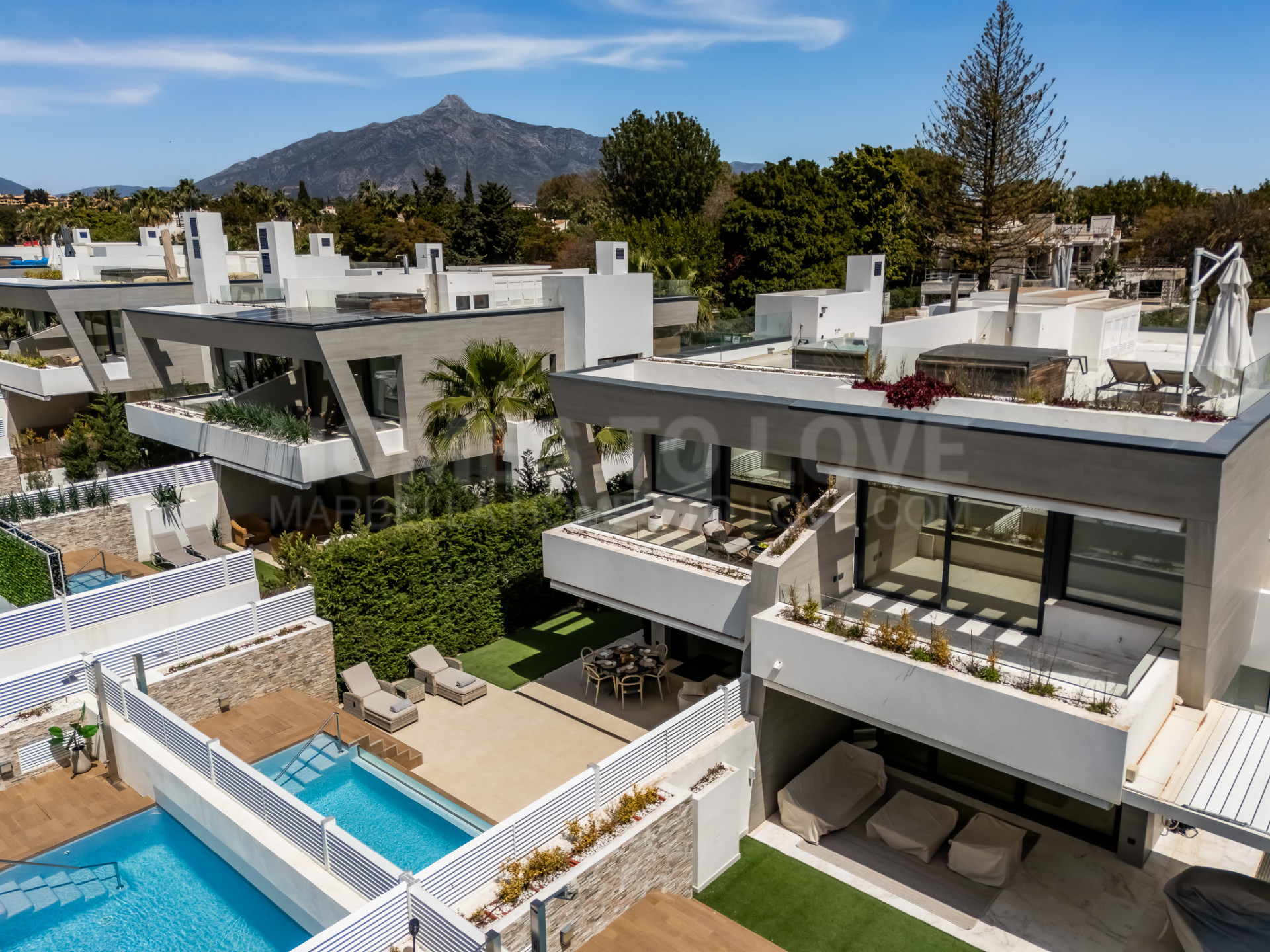 Semi Detached House for sale in Marbella - Puerto Banus