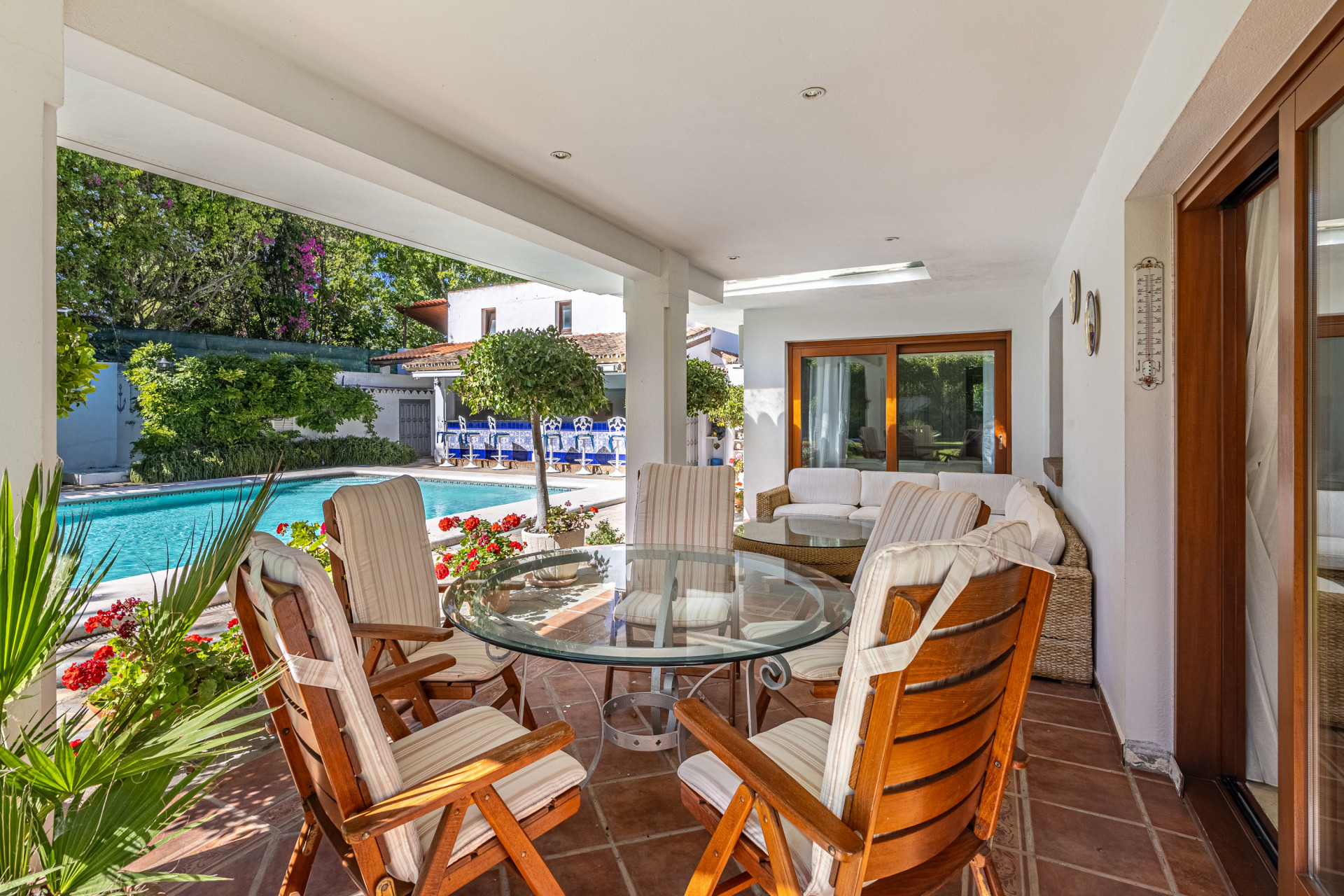 Villa for sale in Costalita, Estepona East