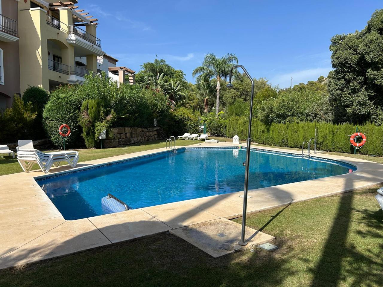 Apartment for long term rent in Los Arqueros, Benahavis
