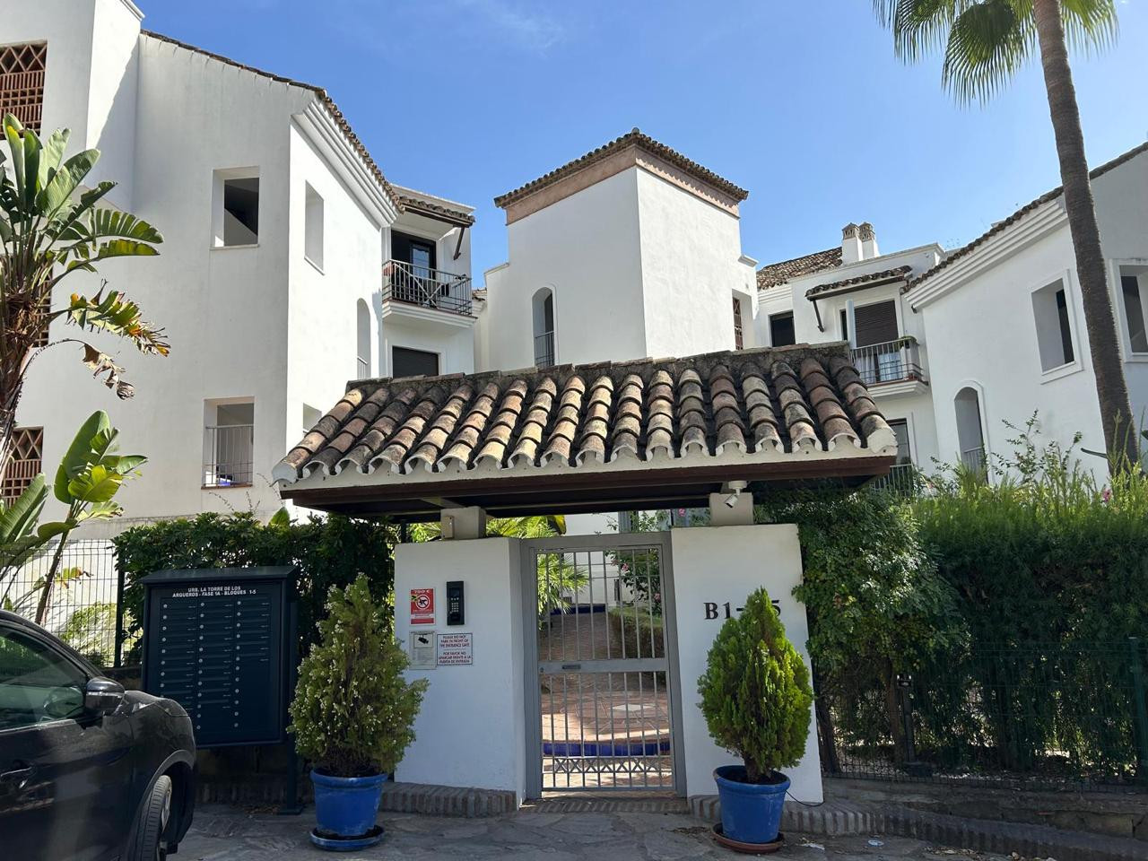 Apartment for long term rent in Los Arqueros, Benahavis