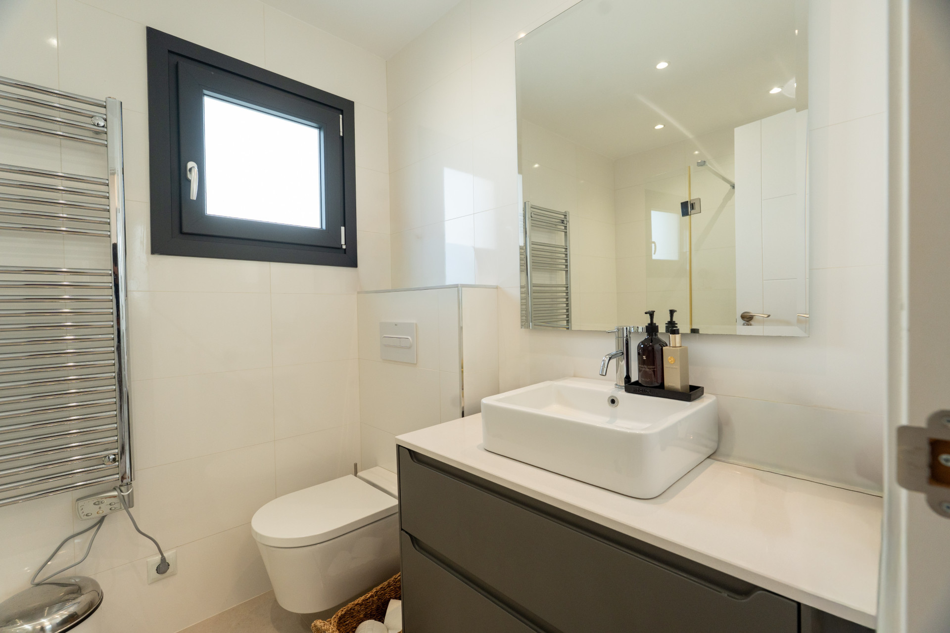 5-bedroom villa in Parcelas del Golf — frame 24