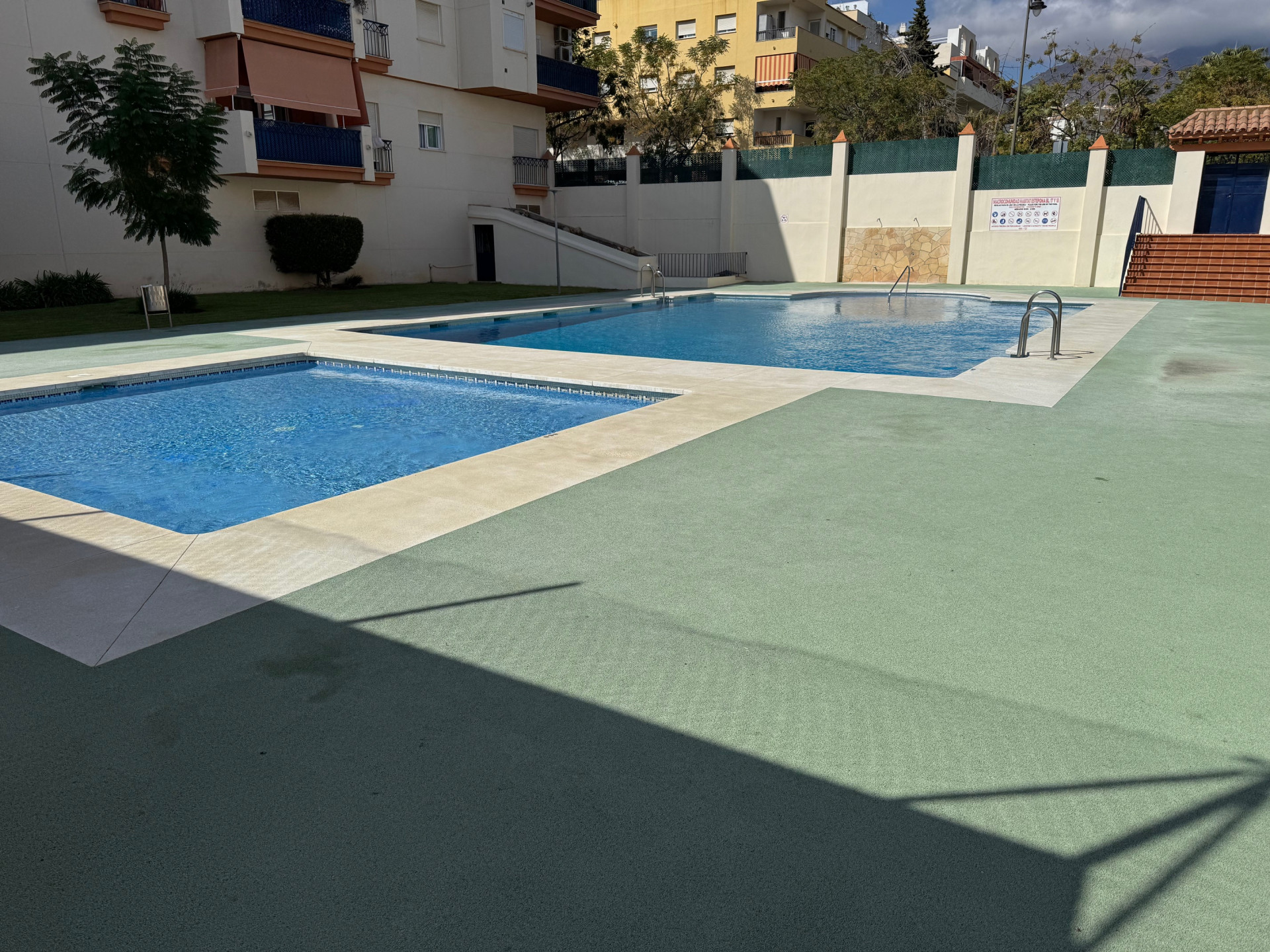 Penthouse for sale in Estepona