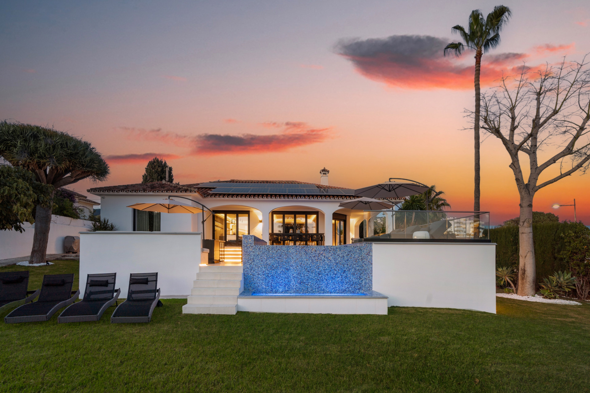 Villa 7 Bedrooms 7 Bathrooms in Marbella, Costa del Sol