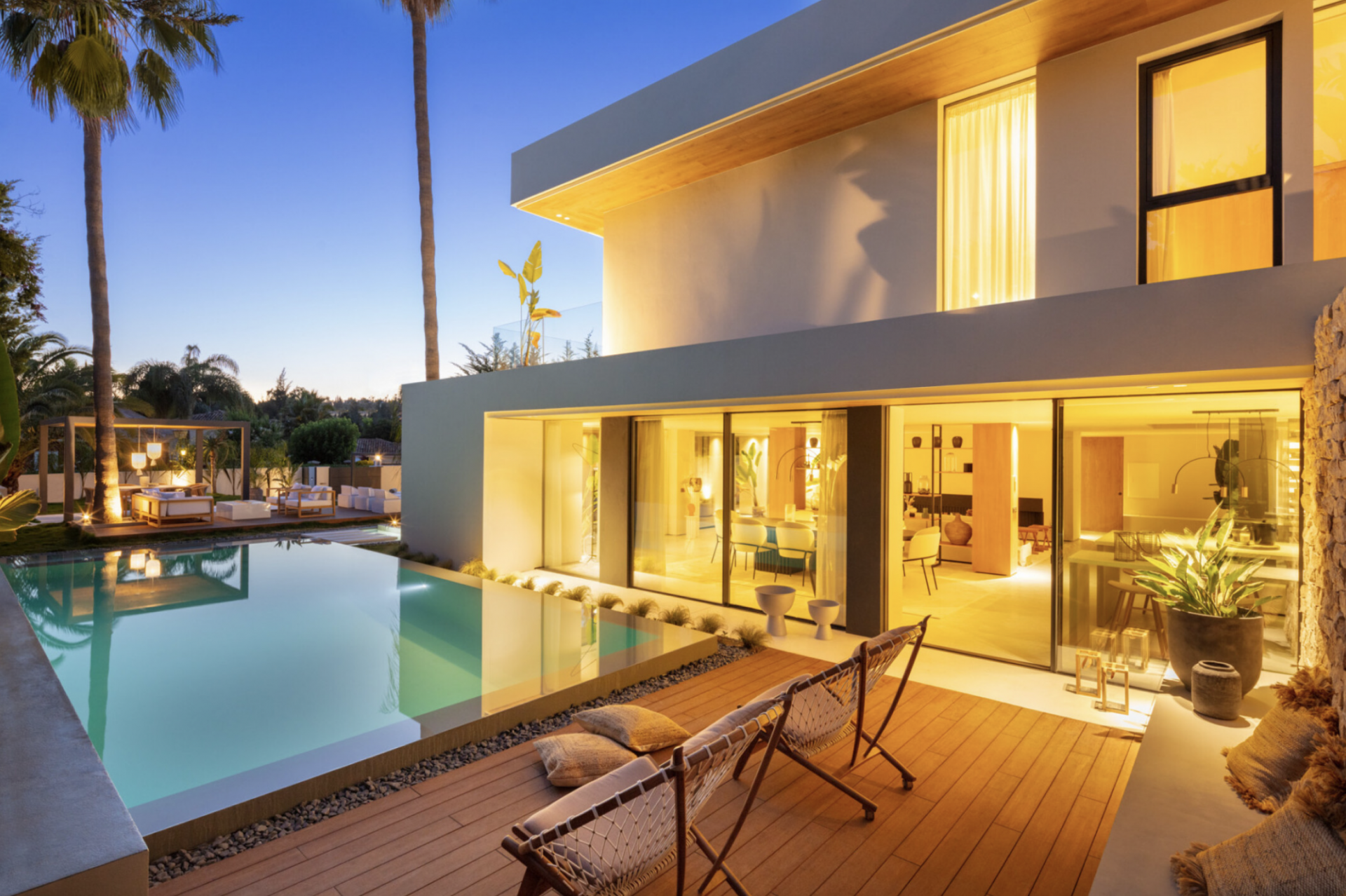 Villa 4 Bedrooms 4 Bathrooms in Marbella, Costa del Sol