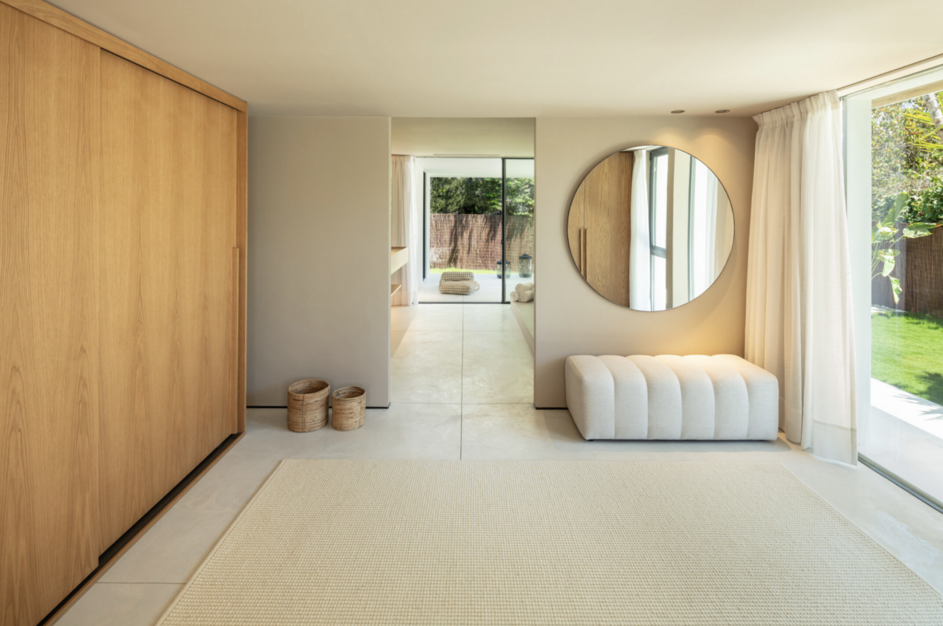 Villa 4 Bedrooms 4 Bathrooms in Marbella, Costa del Sol