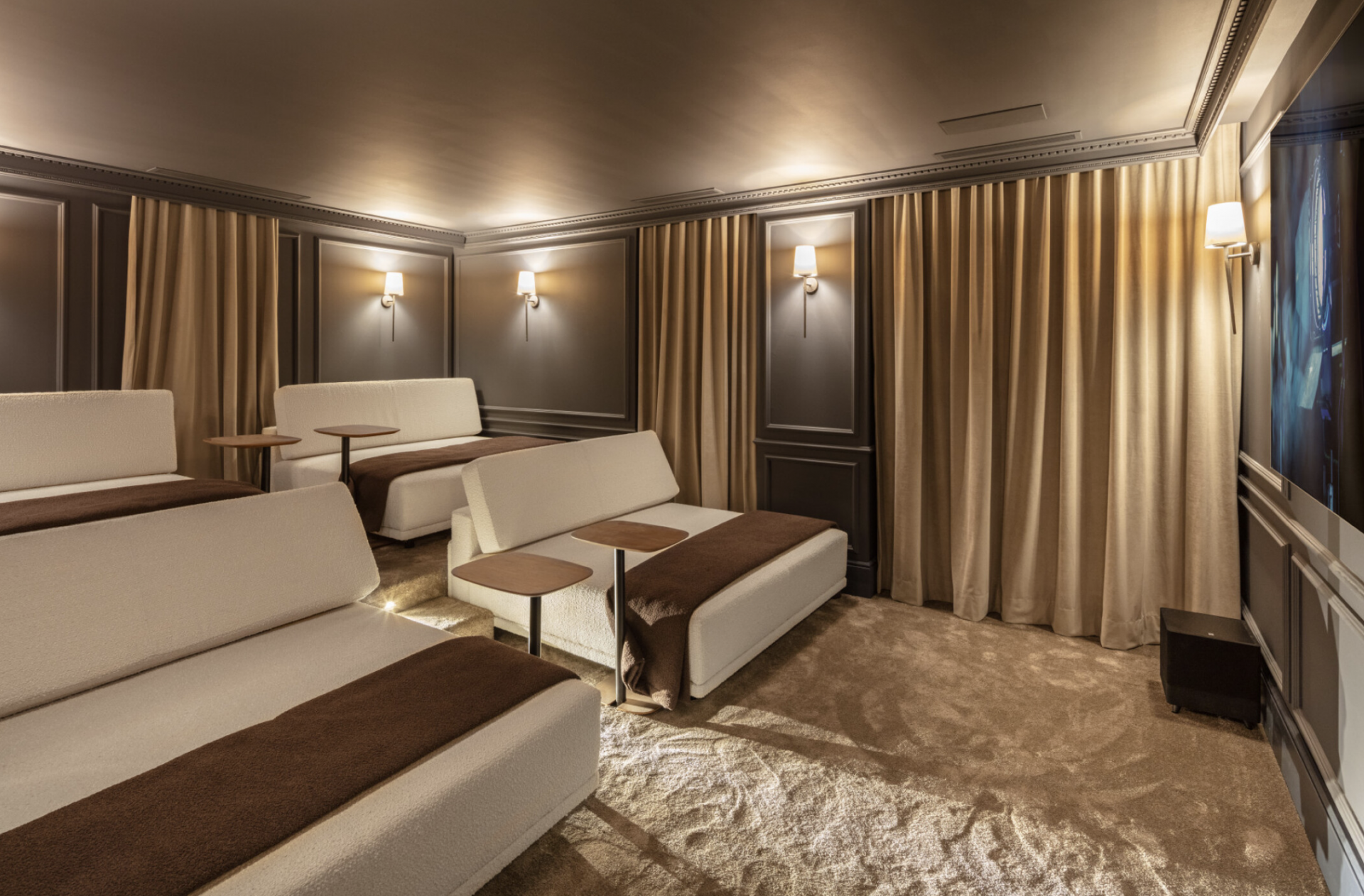 Villa 6 Bedrooms 7 Bathrooms in Marbella, Costa del Sol