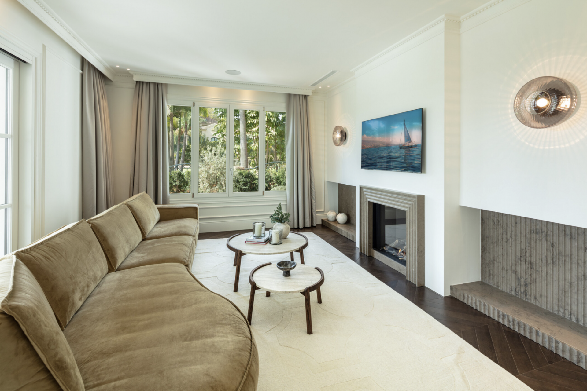 Villa 6 Bedrooms 7 Bathrooms in Marbella, Costa del Sol