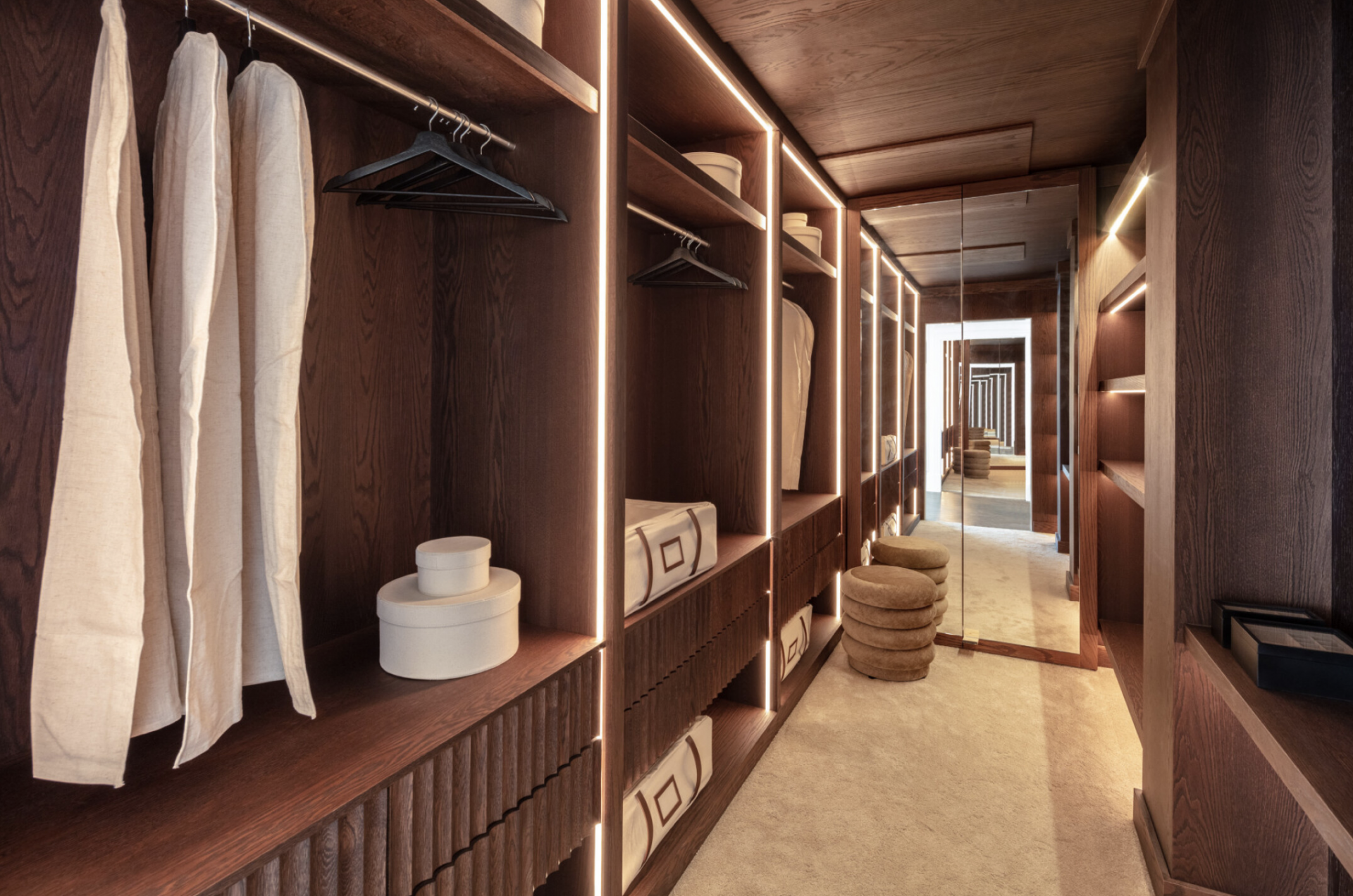 Villa 6 Bedrooms 7 Bathrooms in Marbella, Costa del Sol