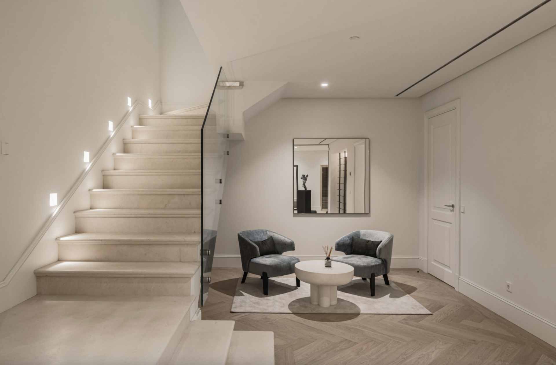 Villa 4 Bedrooms 5 Bathrooms in Marbella, Costa del Sol