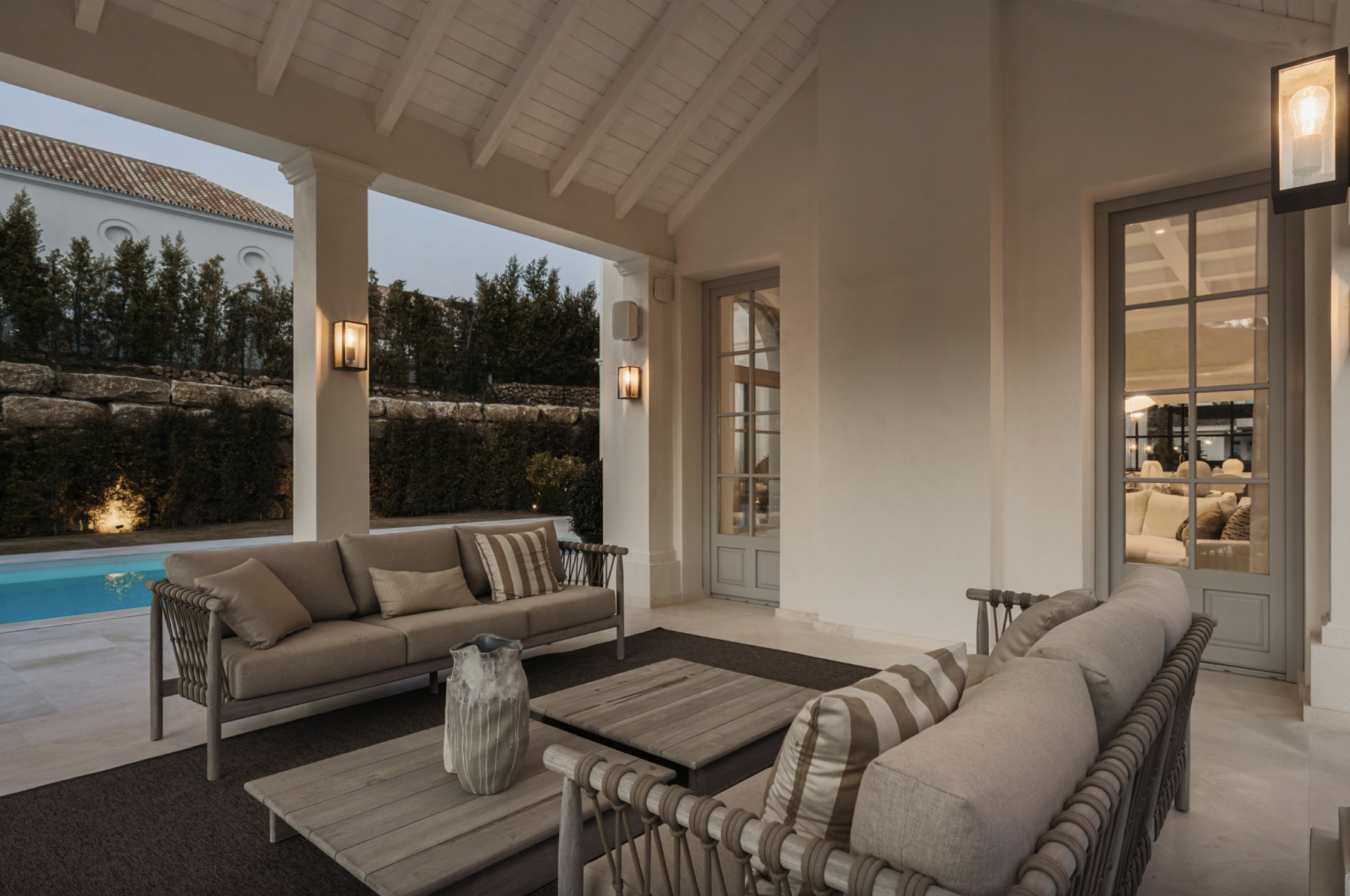 Villa 4 Bedrooms 5 Bathrooms in Marbella, Costa del Sol