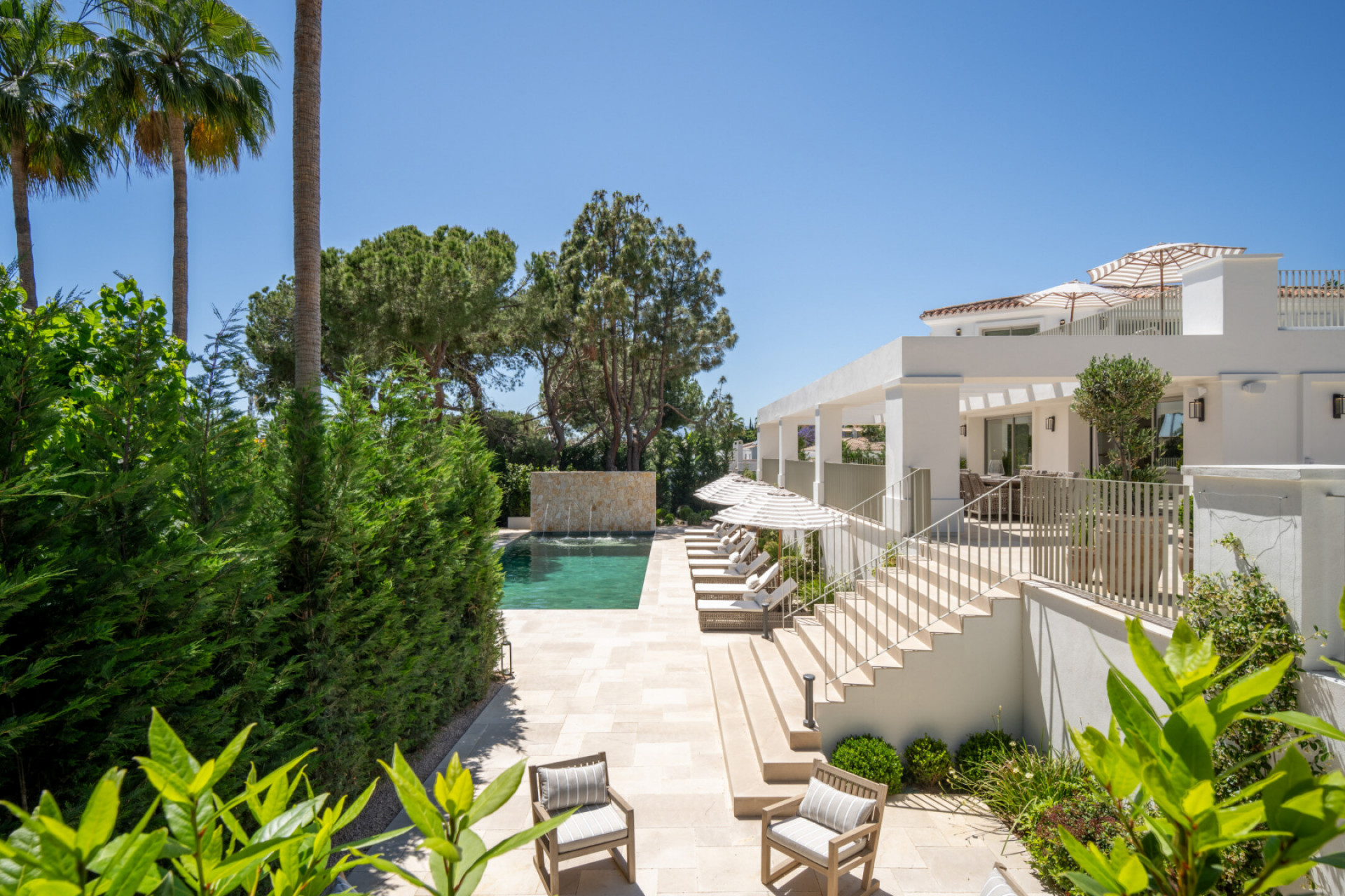 Villa 6 Bedrooms 6 Bathrooms in Marbella, Costa del Sol