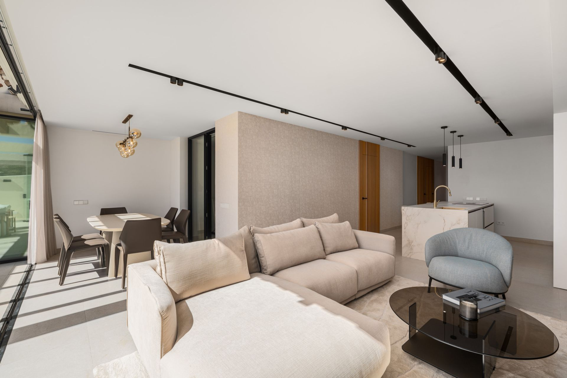 Apartment 3 Bedrooms 2 Bathrooms in Marbella, Costa del Sol