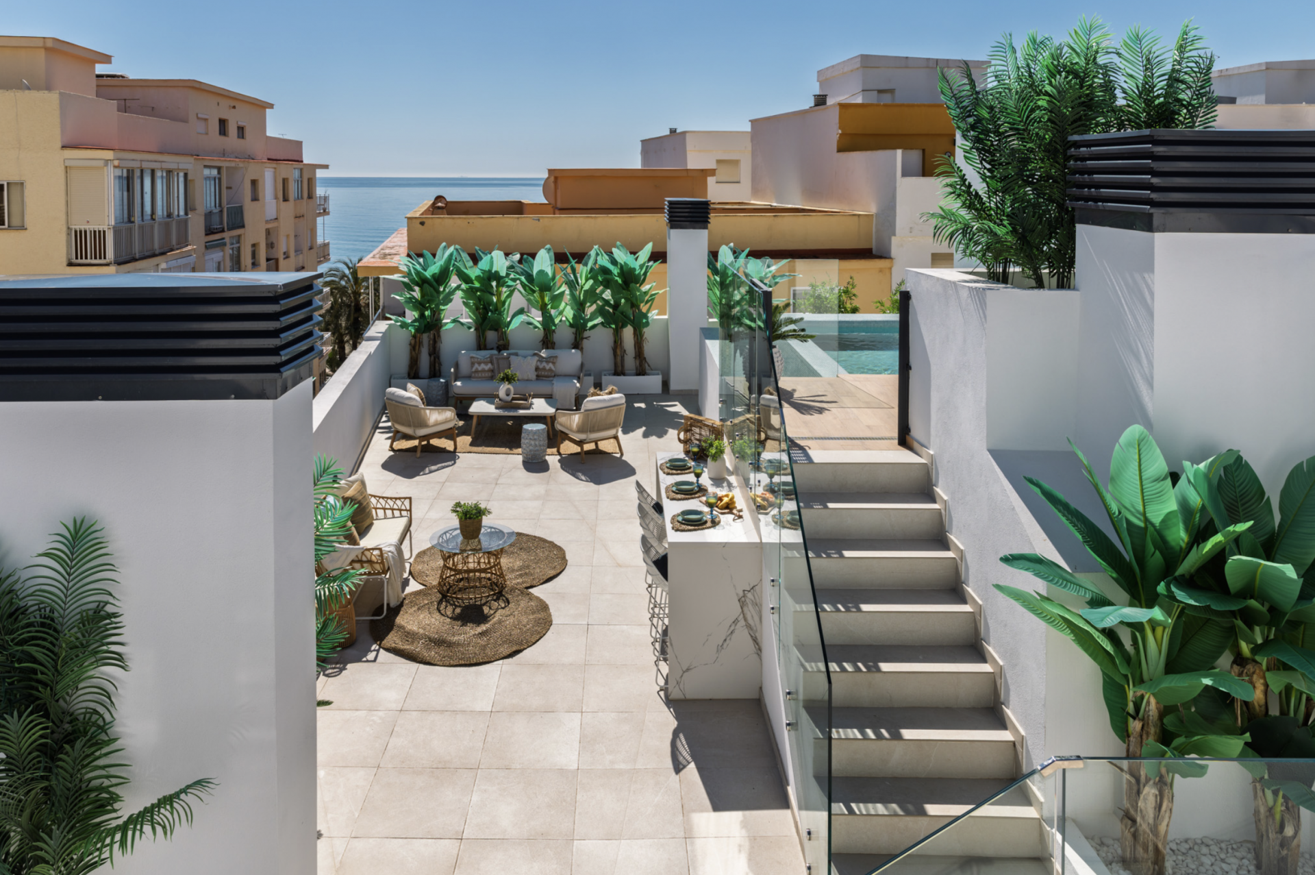 Apartment 2 Bedrooms 2 Bathrooms in Estepona, Costa del Sol