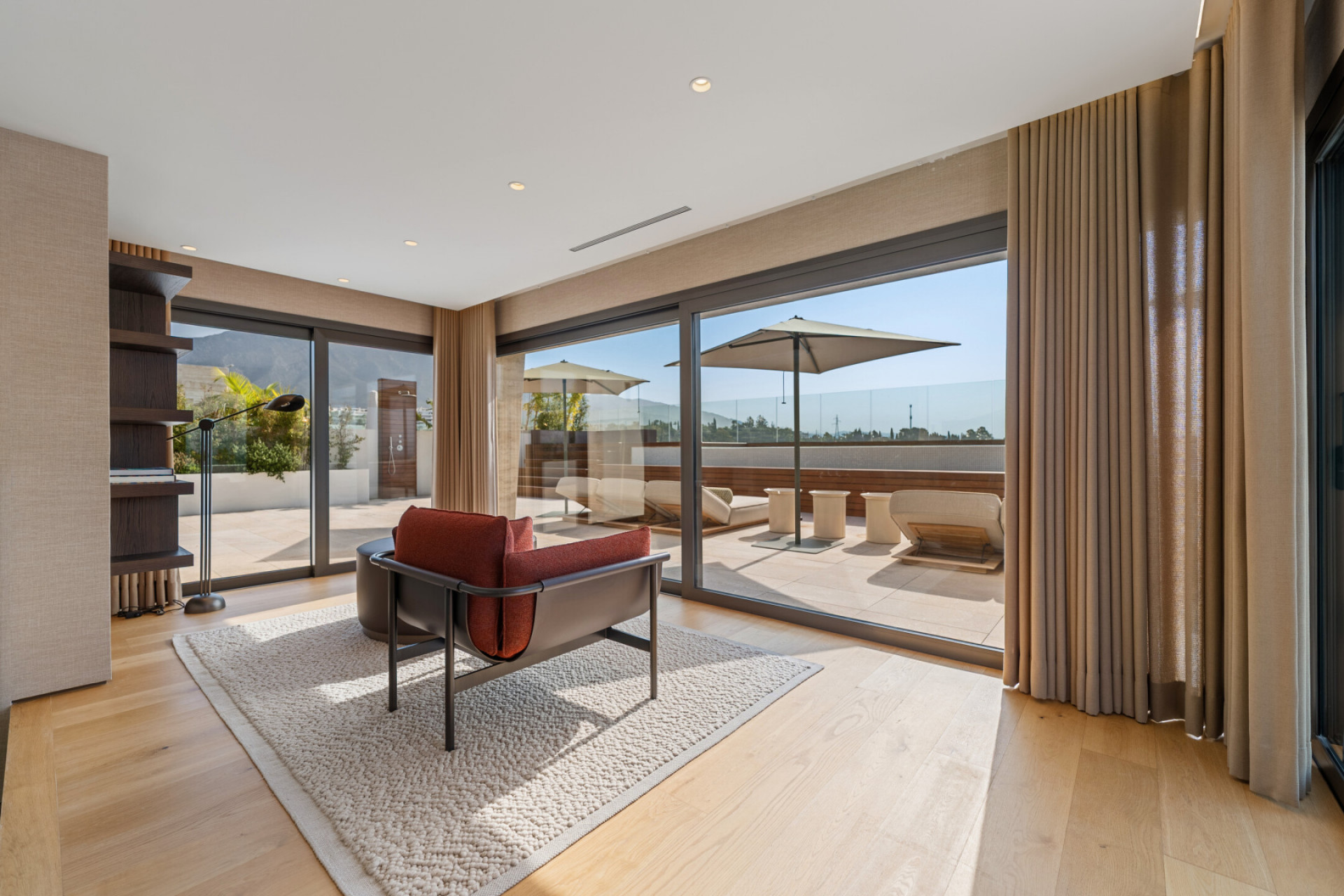 Duplex Penthouse 4 Bedrooms 4 Bathrooms in Marbella, Costa del Sol