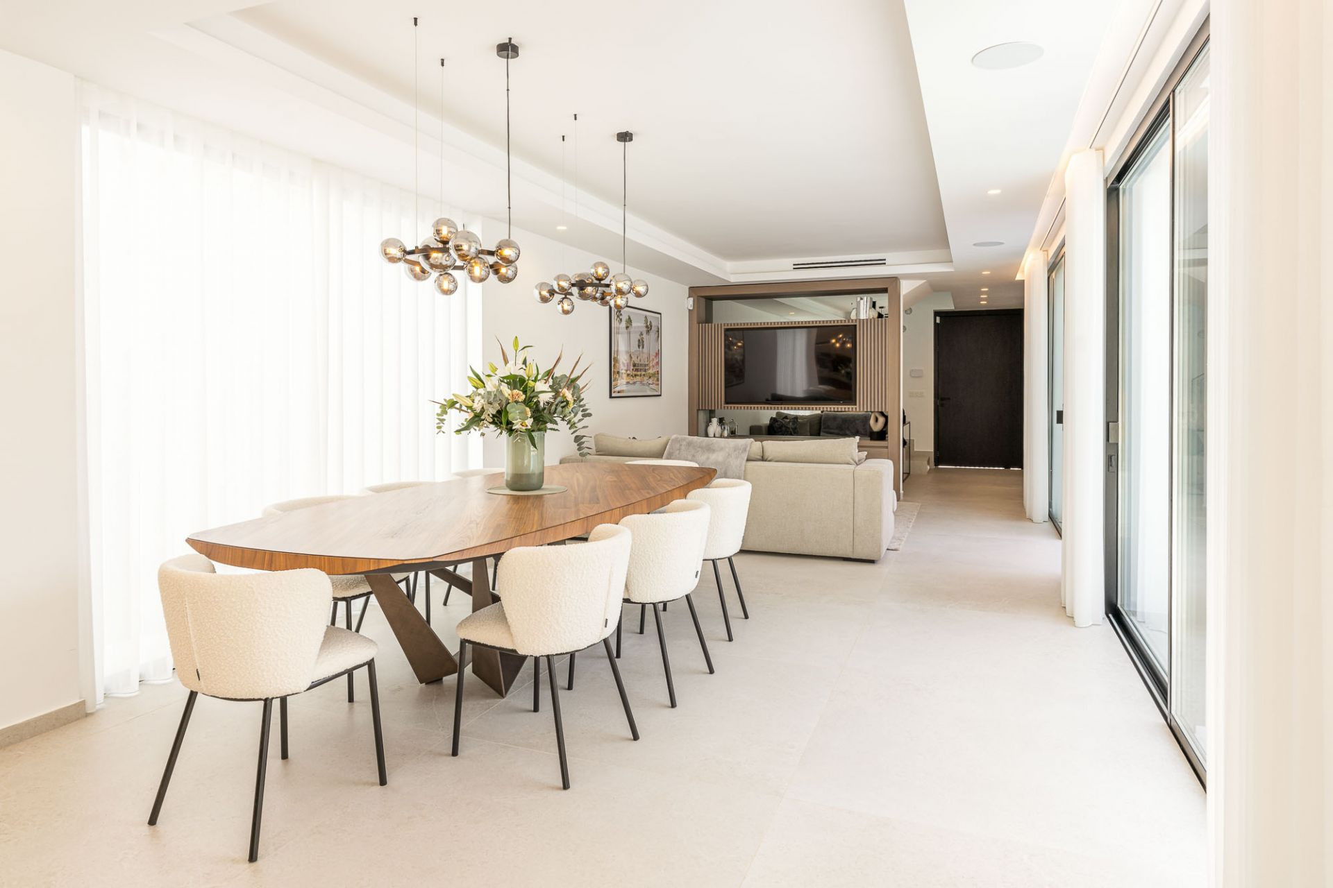 Villa 4 Bedrooms 4 Bathrooms in Marbella, Costa del Sol