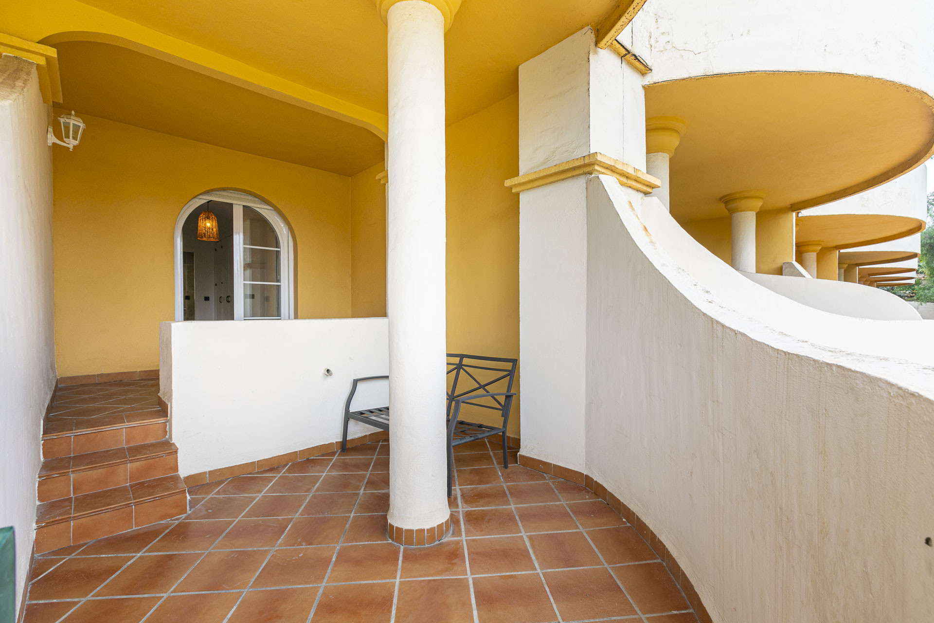 Apartment 2 Bedrooms 2 Bathrooms in Marbella, Costa del Sol