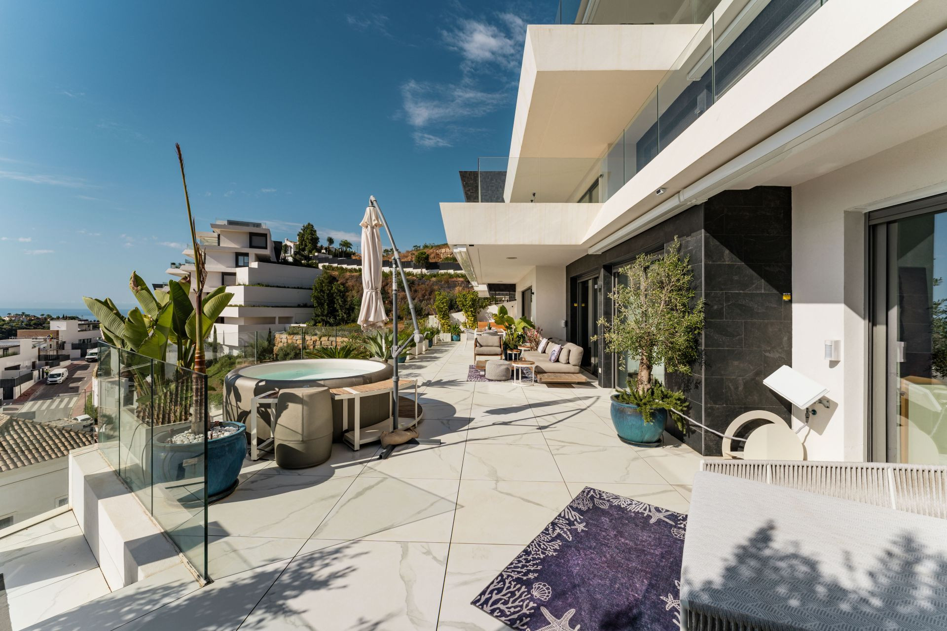 Apartment 3 Bedrooms 2 Bathrooms in Marbella, Costa del Sol