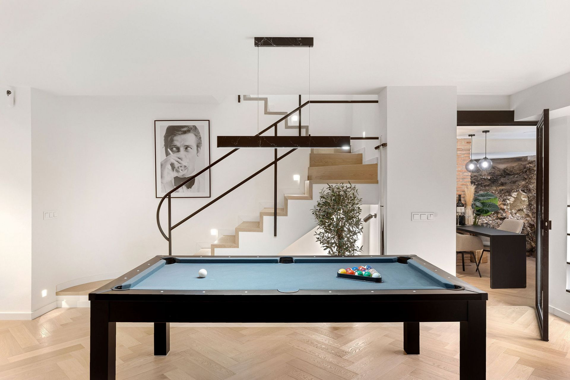 Semi Detached Villa 4 Bedrooms 3 Bathrooms in Marbella, Costa del Sol