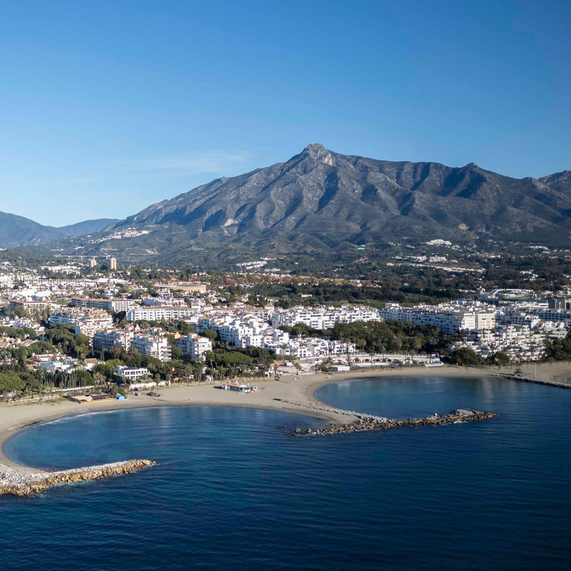 Apartment 2 Bedrooms 2 Bathrooms in Marbella, Costa del Sol