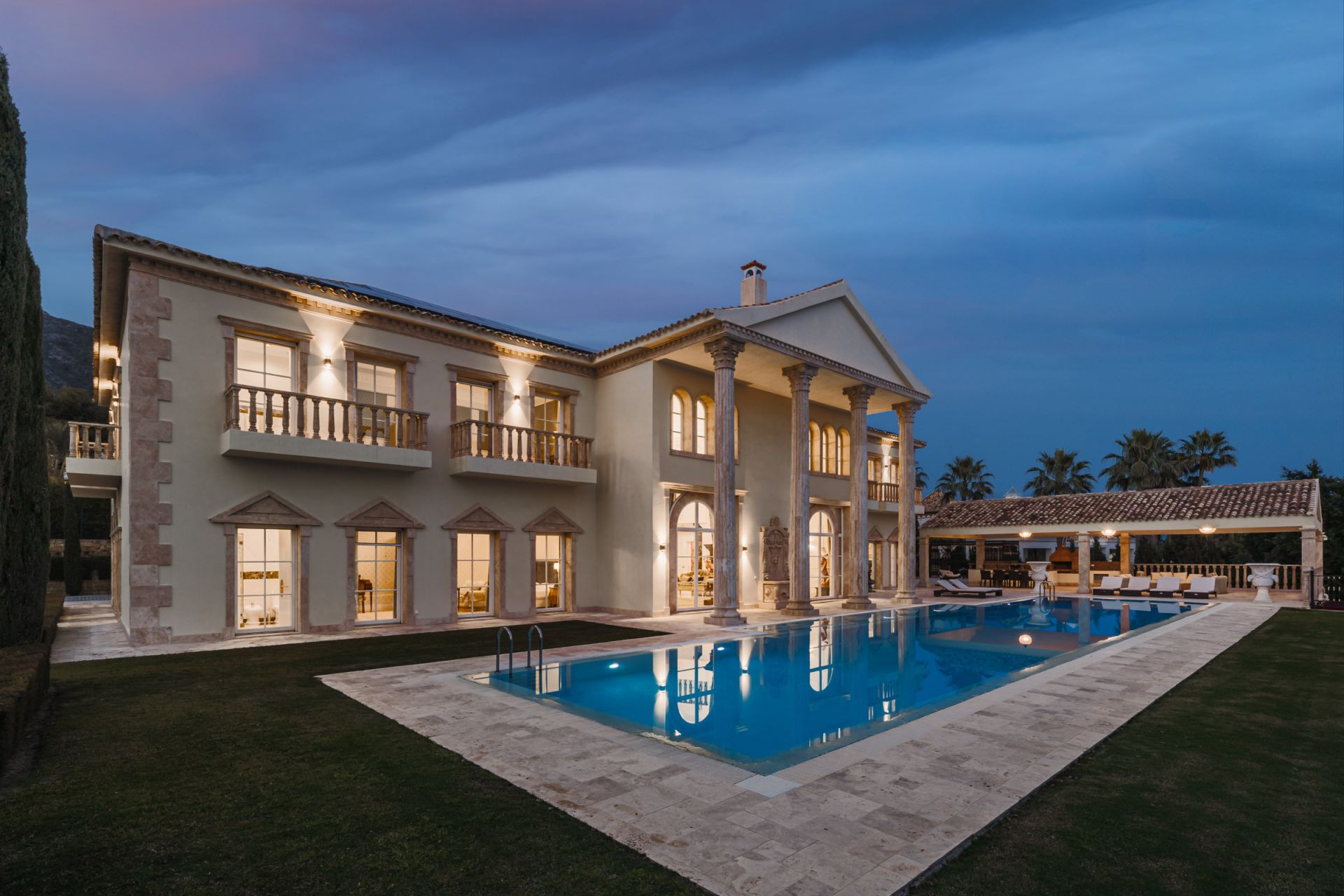 Villa 7 Bedrooms 7 Bathrooms in Marbella, Costa del Sol