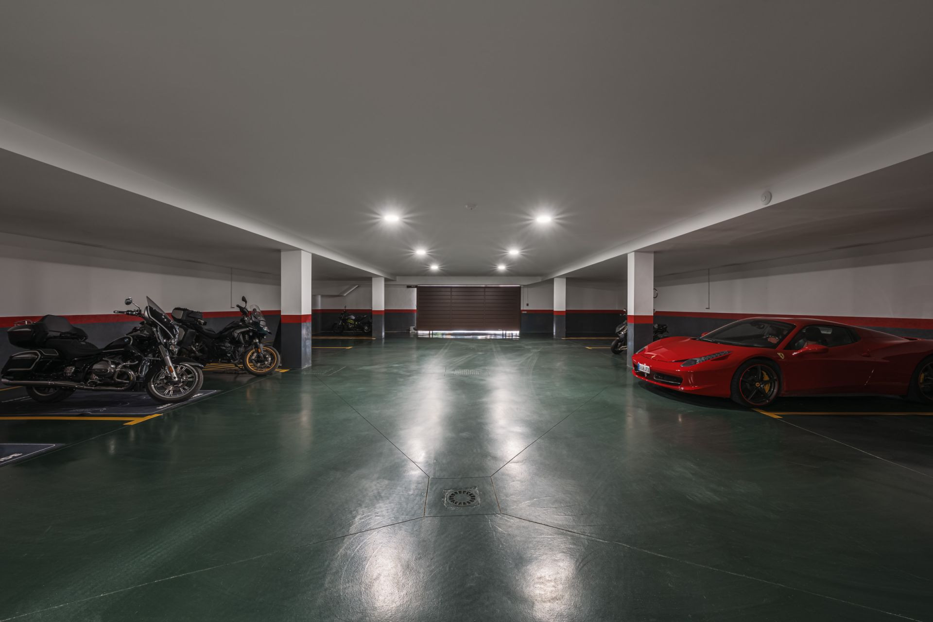 Villa 7 Bedrooms 7 Bathrooms in Marbella, Costa del Sol