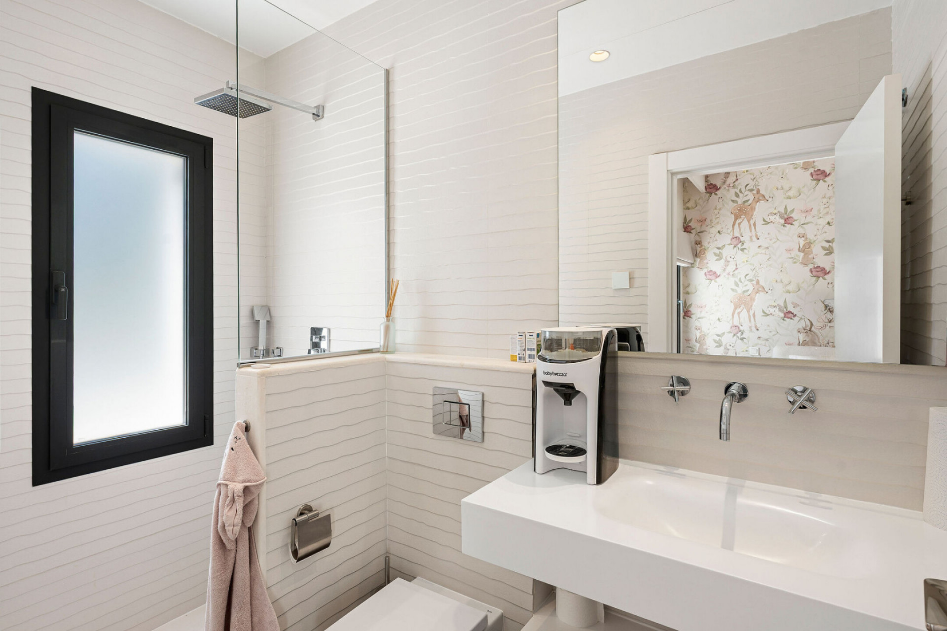 Villa 5 Bedrooms 5 Bathrooms in Benahavis, Costa del Sol