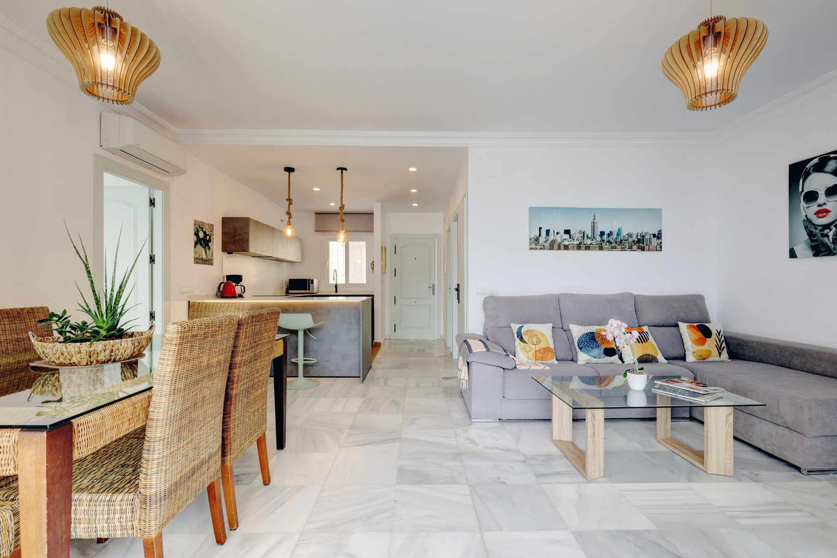 Apartment 2 Bedrooms 2 Bathrooms in Estepona, Costa del Sol