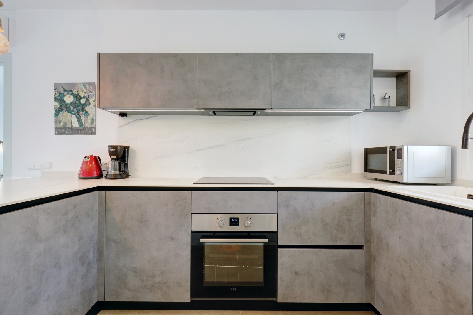 Apartment 2 Bedrooms 2 Bathrooms in Estepona, Costa del Sol