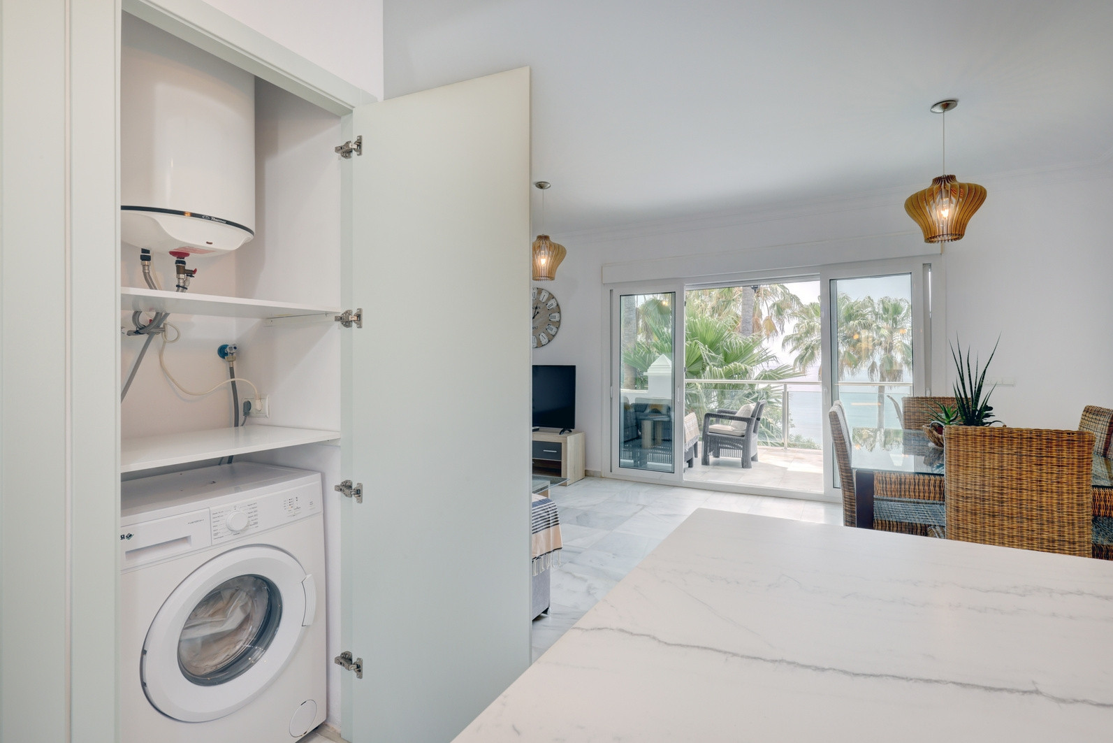 Apartment 2 Bedrooms 2 Bathrooms in Estepona, Costa del Sol