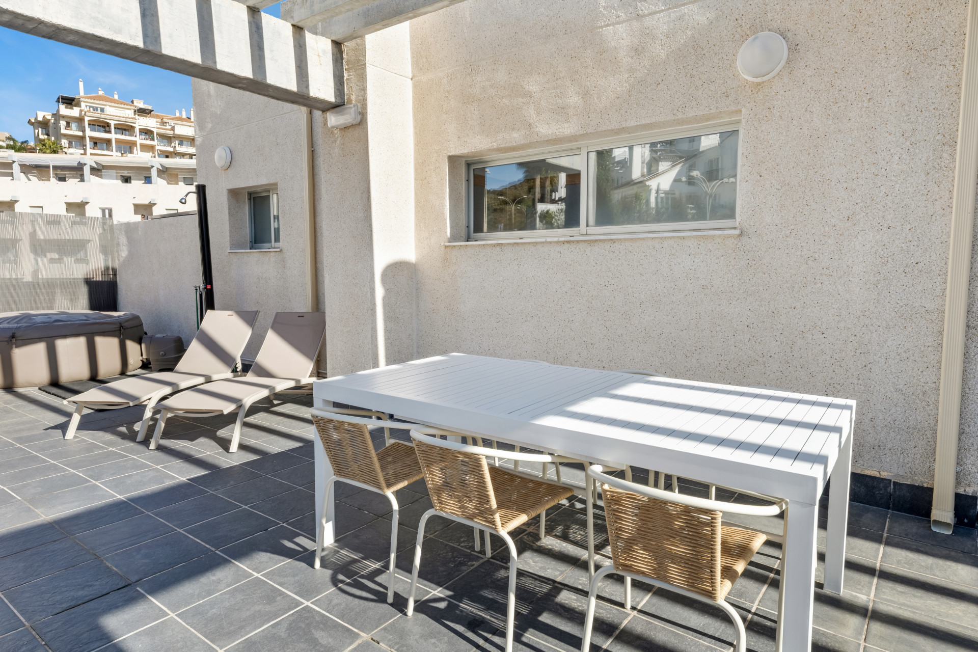 Penthouse 3 Bedrooms 2 Bathrooms in Mijas Costa, Costa del Sol