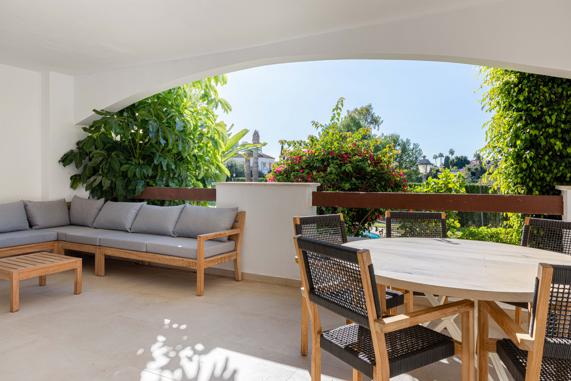 Apartment 2 Bedrooms 2 Bathrooms in Marbella, Costa del Sol