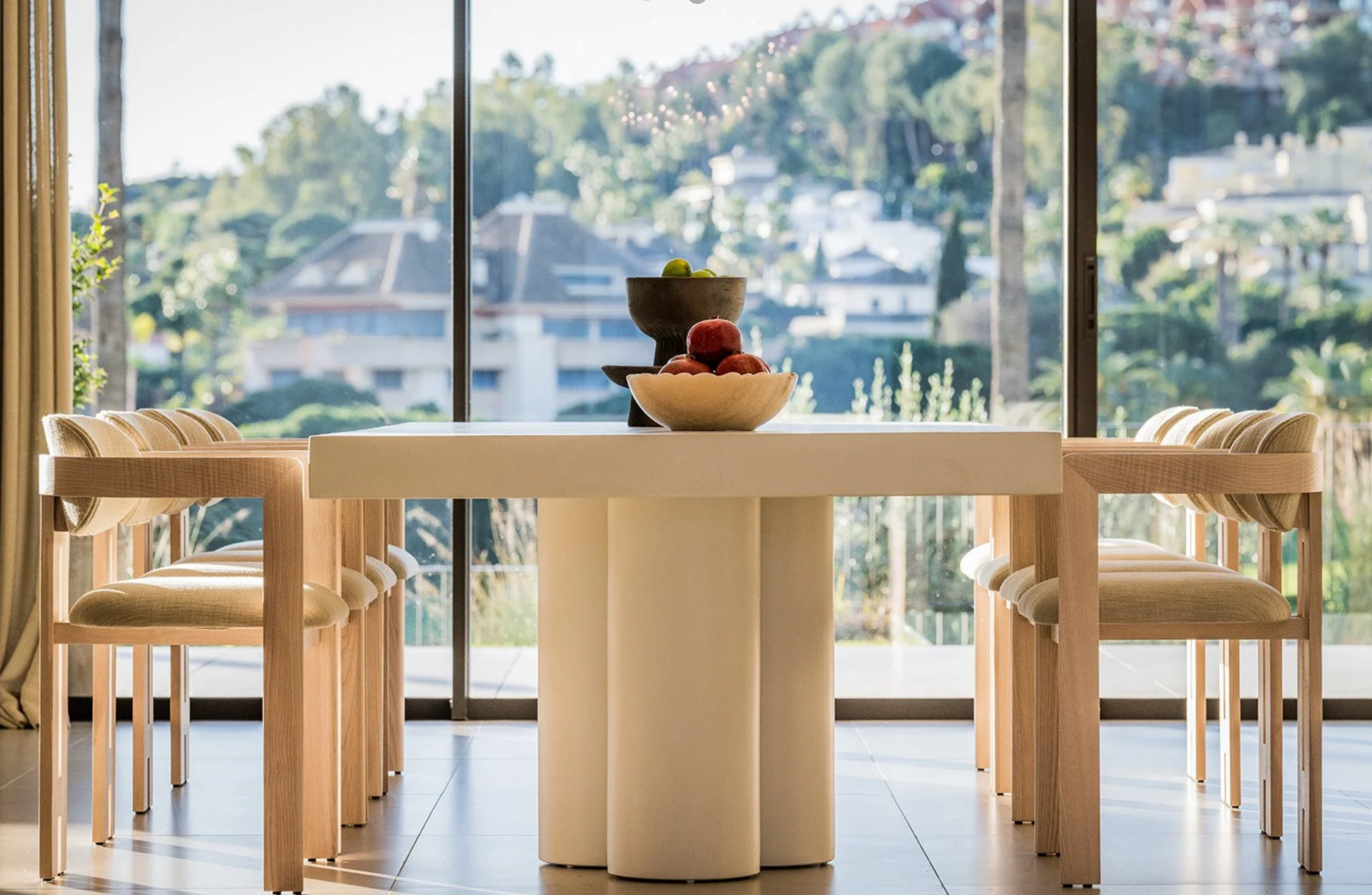 Villa 5 Bedrooms 6 Bathrooms in Marbella, Costa del Sol