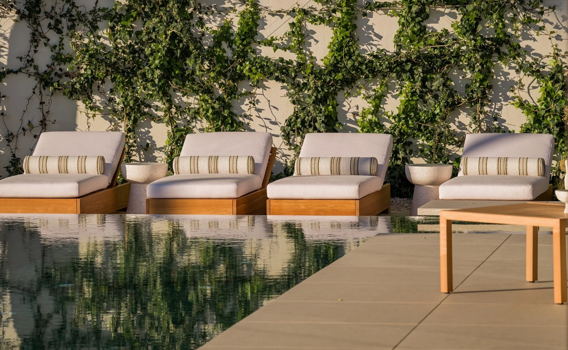 Villa 5 Bedrooms 6 Bathrooms in Marbella, Costa del Sol