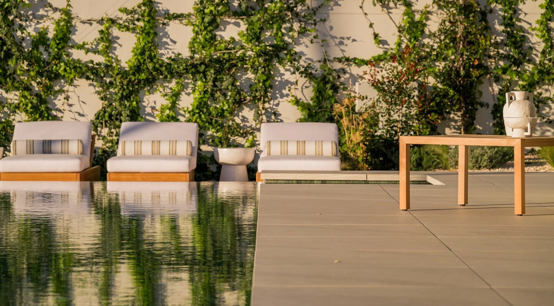 Villa 5 Bedrooms 6 Bathrooms in Marbella, Costa del Sol