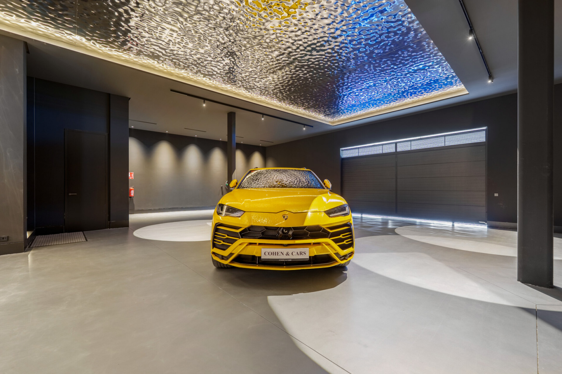 Villa 8 Bedrooms 9 Bathrooms in Benahavis, Costa del Sol