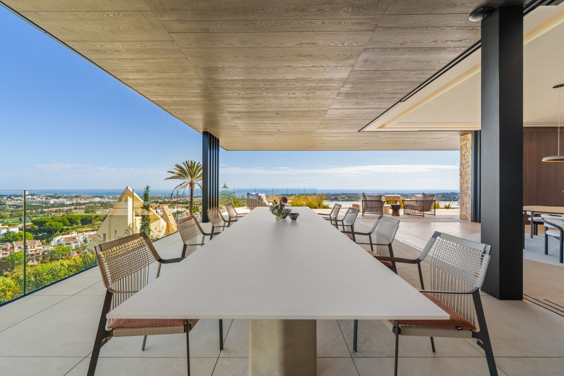 Villa 8 Bedrooms 9 Bathrooms in Benahavis, Costa del Sol