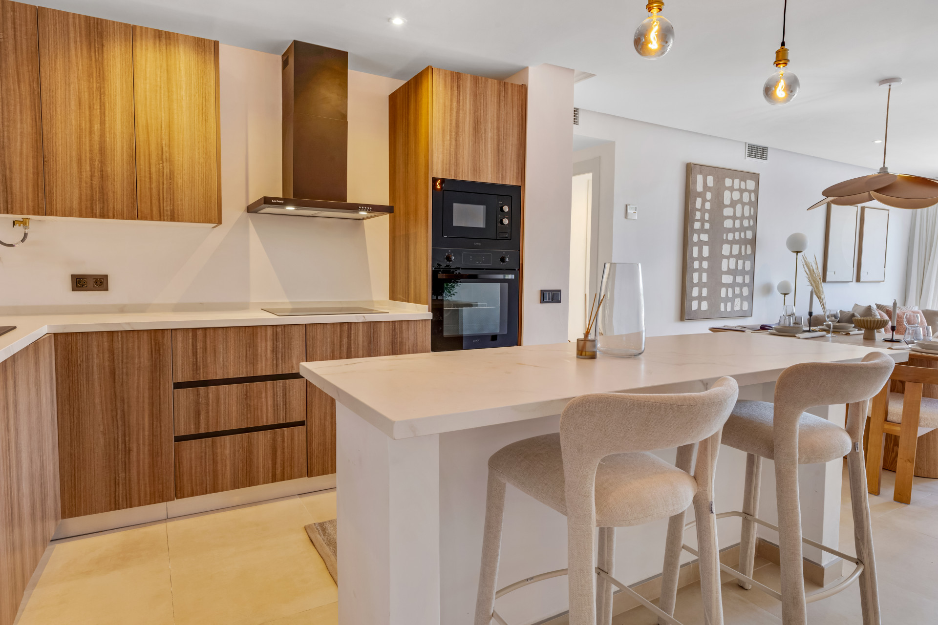 Apartment 2 Bedrooms 2 Bathrooms in Benahavis, Costa del Sol