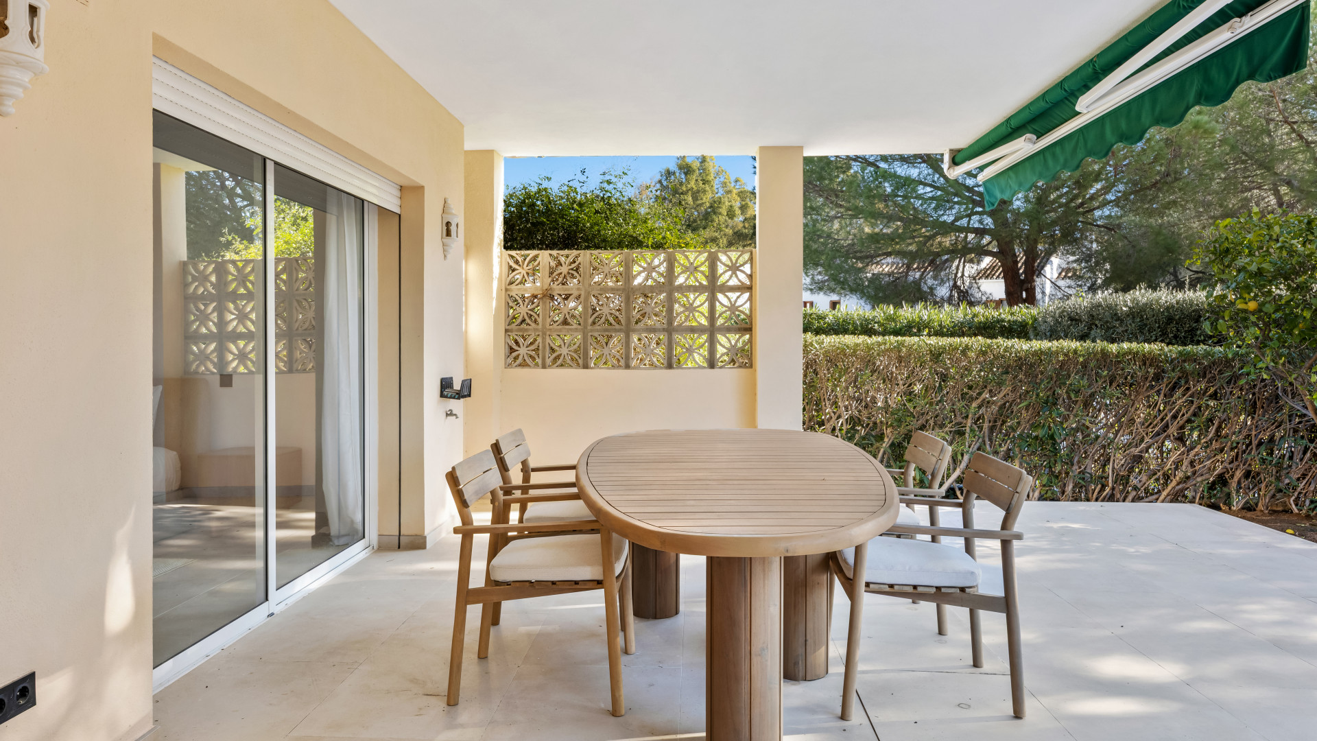 Apartment 3 Bedrooms 2 Bathrooms in Marbella, Costa del Sol