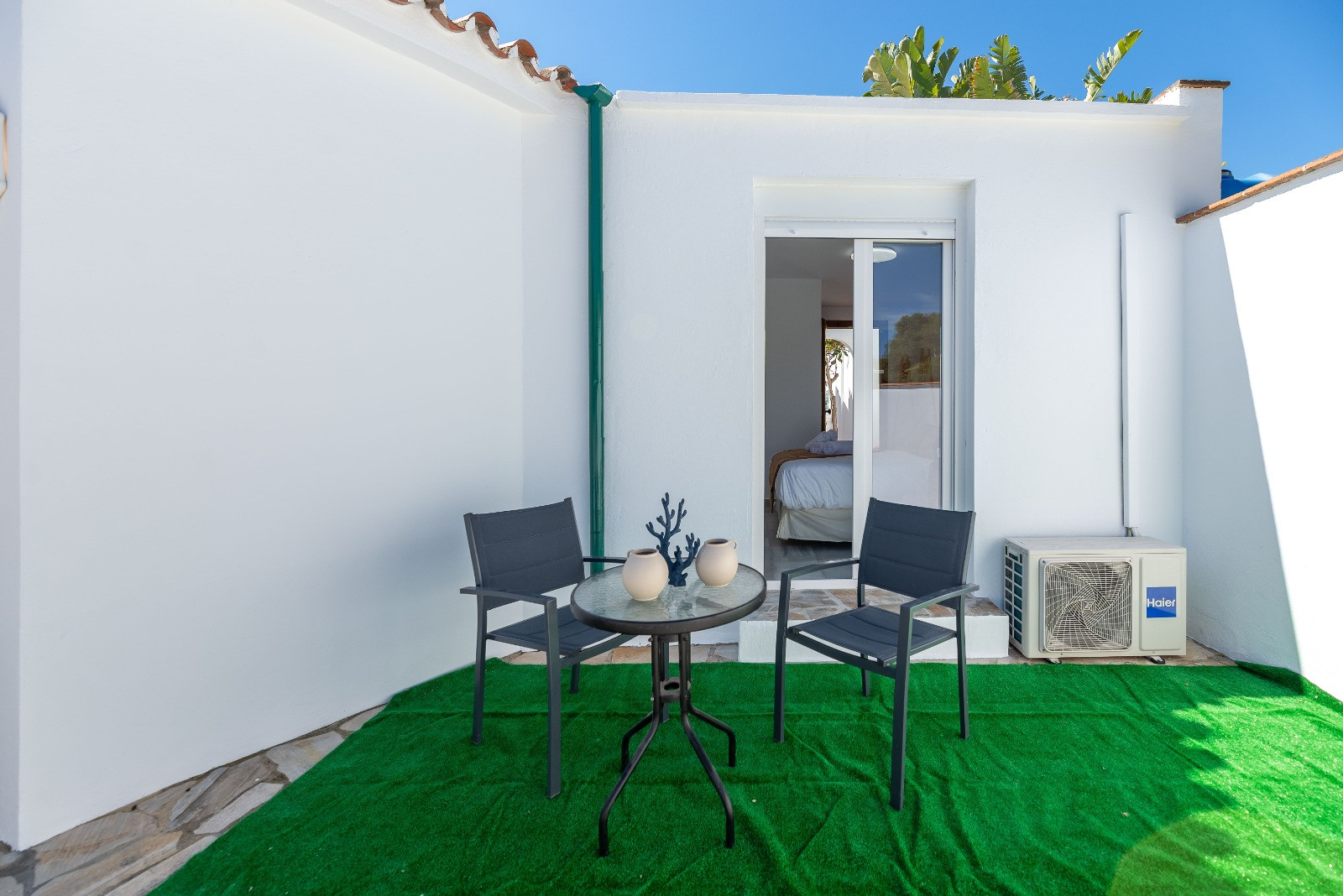 Villa 4 Bedrooms 3 Bathrooms in Marbella, Costa del Sol