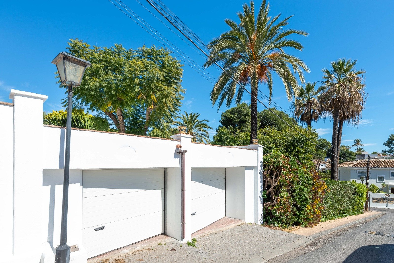 Villa 4 Bedrooms 3 Bathrooms in Marbella, Costa del Sol