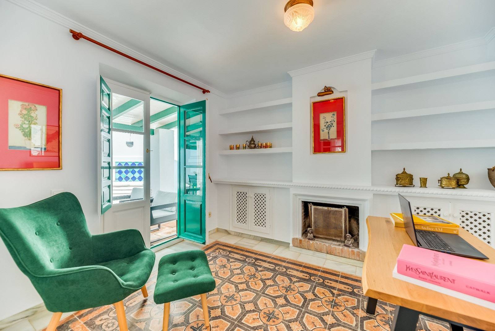 Villa 4 Bedrooms 3 Bathrooms in Marbella, Costa del Sol